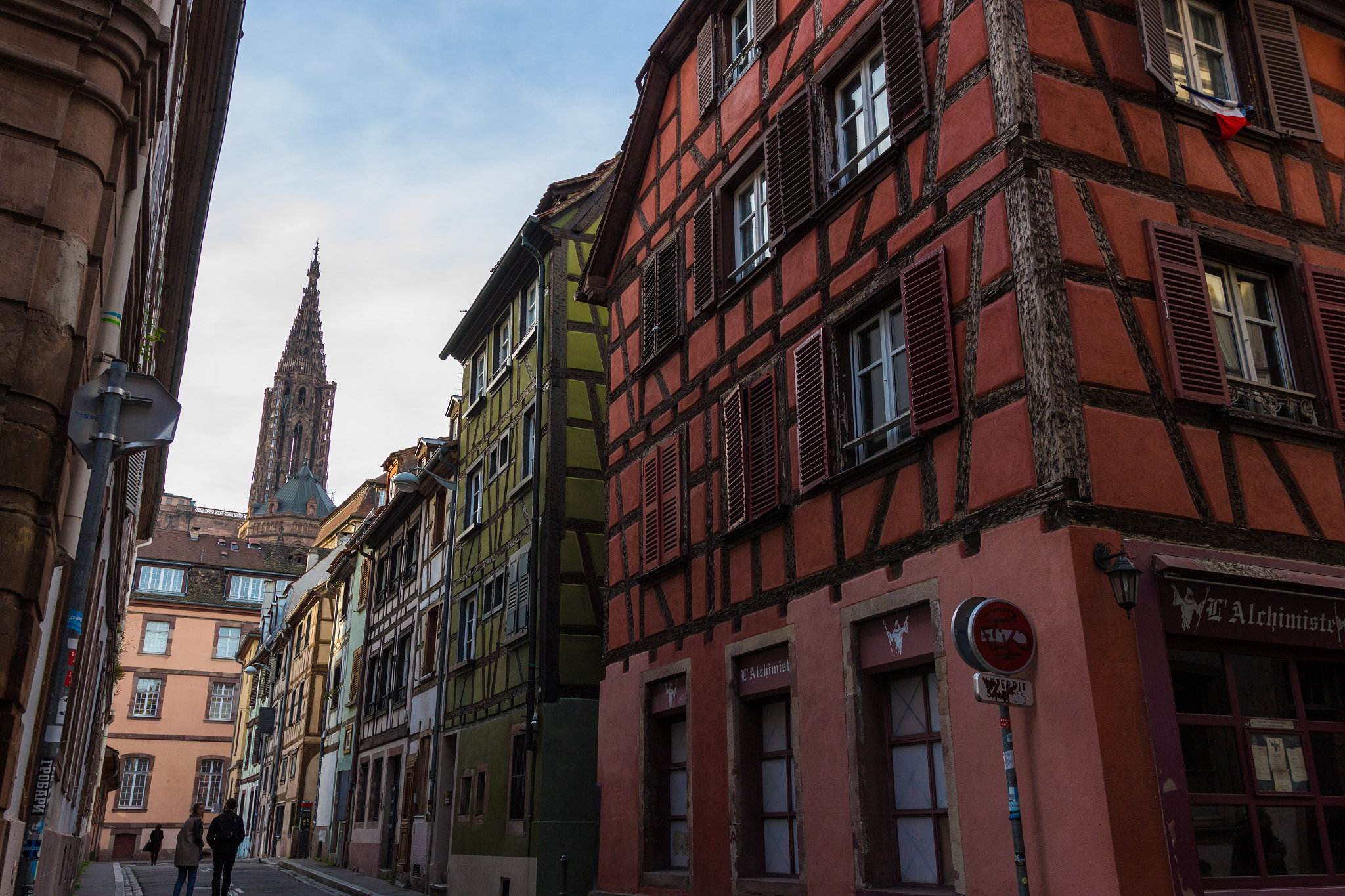 Sigma 18-35mm f/1.8 DC HSM sample photo. Colorful city photography
