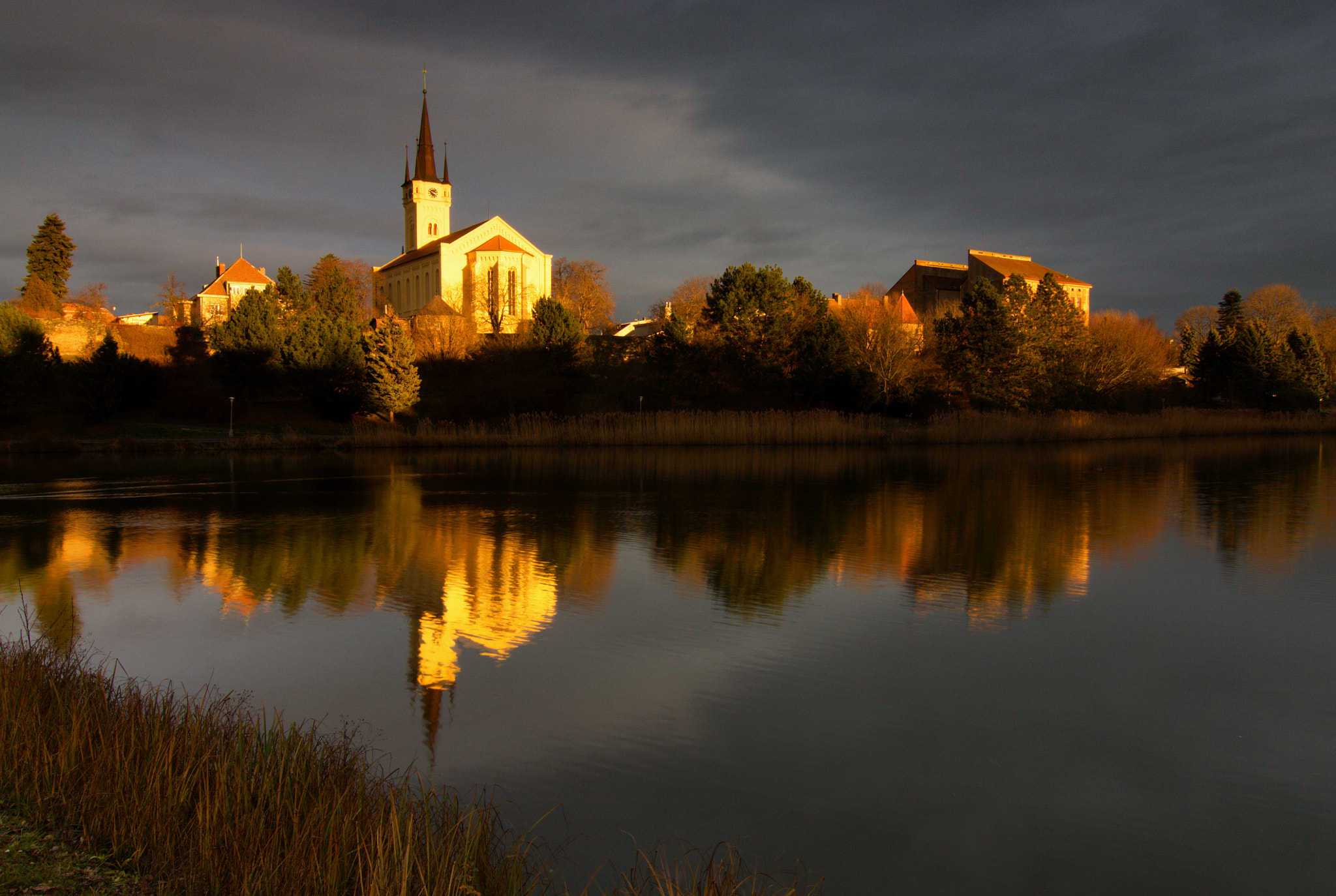 Tokina AT-X Pro 12-24mm F4 (IF) DX sample photo. Čáslav photography