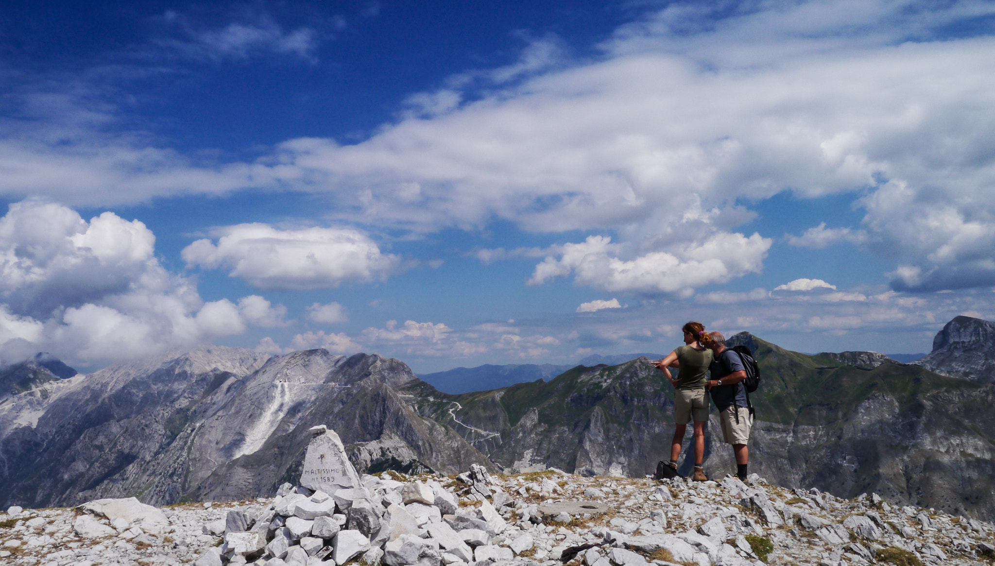 Panasonic Lumix DMC-G3 + LUMIX G VARIO PZ 14-42/F3.5-5.6 sample photo. View from monte altissimo photography