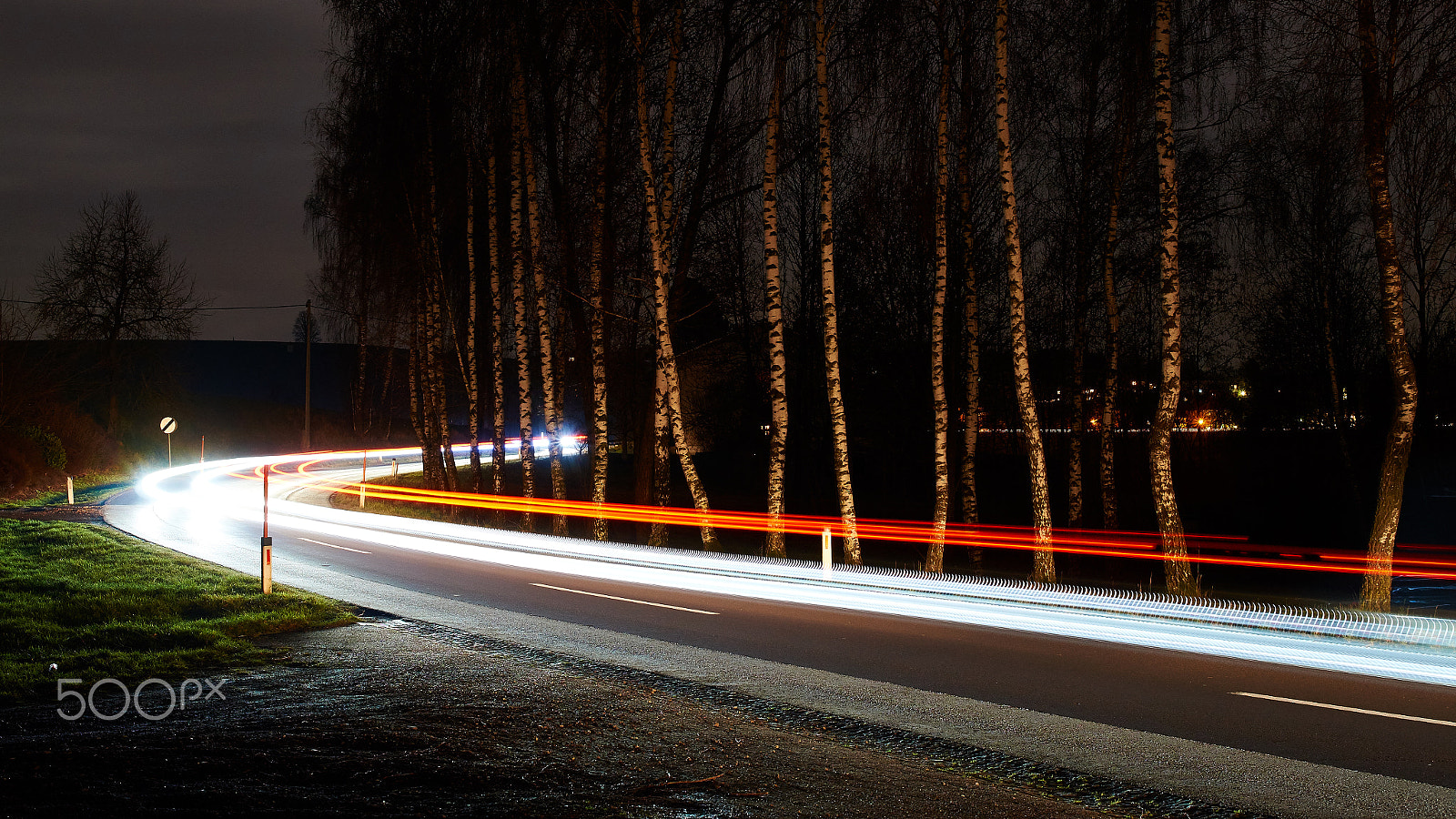 Sony SLT-A58 + Sony DT 35mm F1.8 SAM sample photo. On the road @ night photography