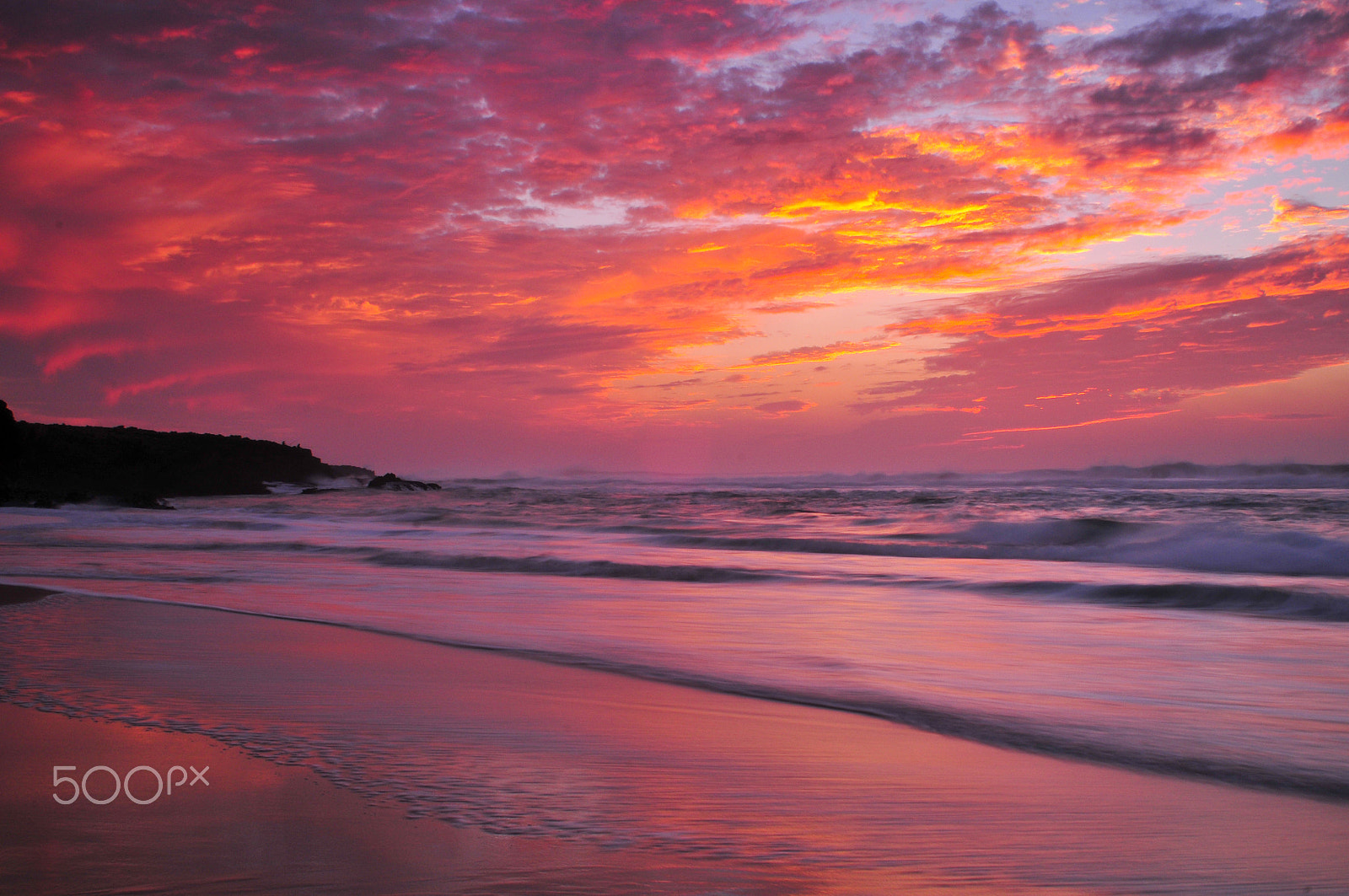 Nikon D300 + AF Nikkor 28mm f/2.8 sample photo. Sunset at arriba beach, cascais, portugal photography
