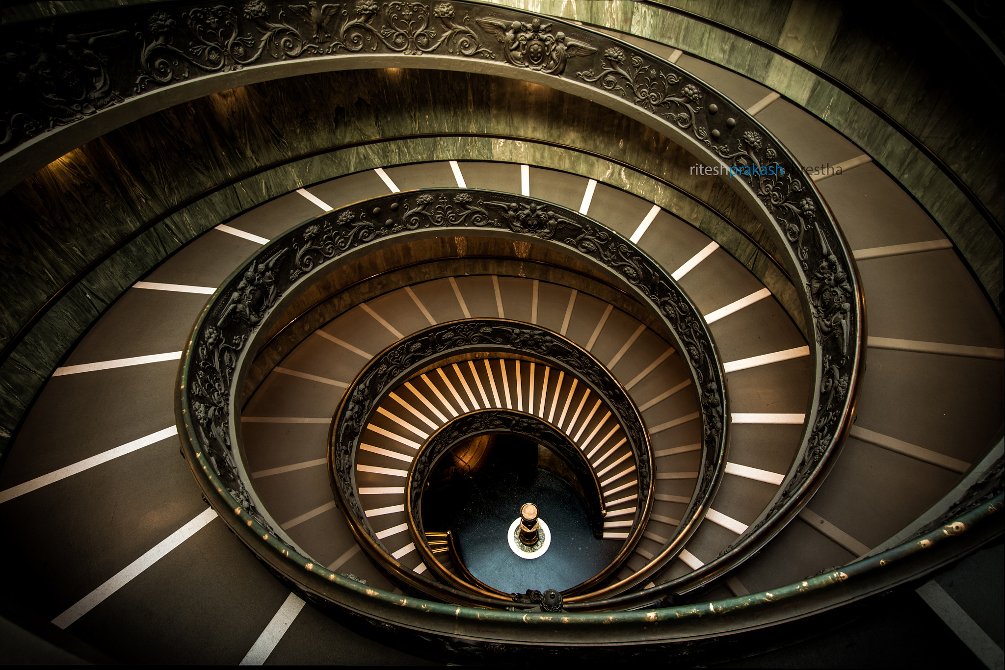 Sigma 10-20mm F3.5 EX DC HSM sample photo. S p i r a l . . . photography