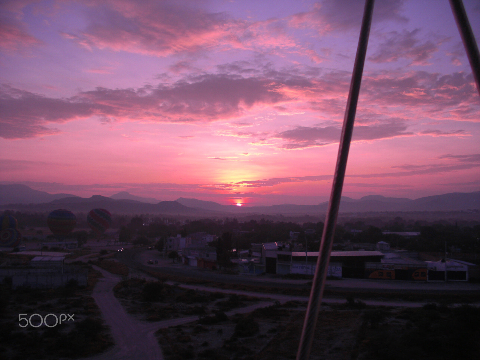 CASIO EX-S10 sample photo. Pinky sunrise photography