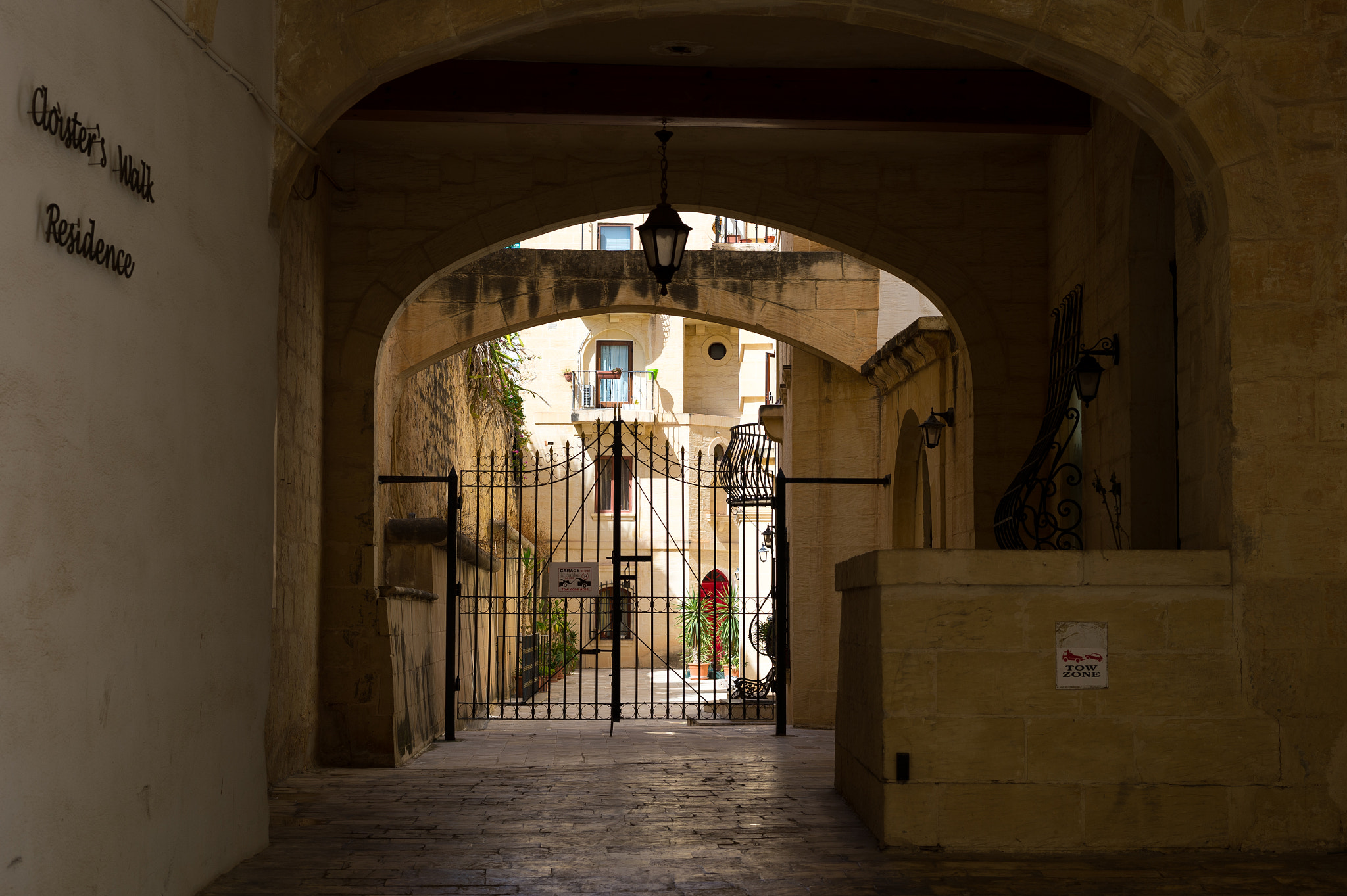 Nikon D4 + Nikon AF-S Nikkor 58mm F1.4G sample photo. Malta town photography