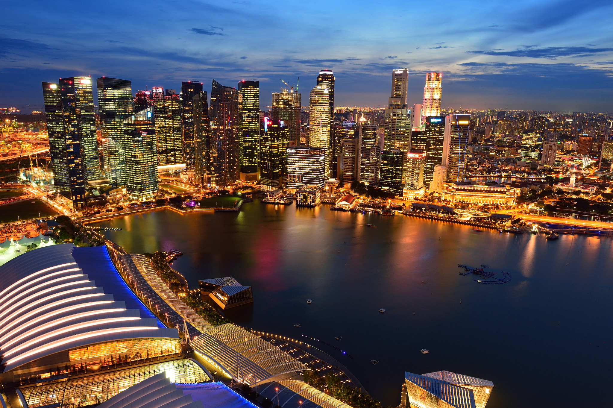 Nikon AF-S Nikkor 24mm F1.4G ED sample photo. Marina bay sands, singapore before sunset photography