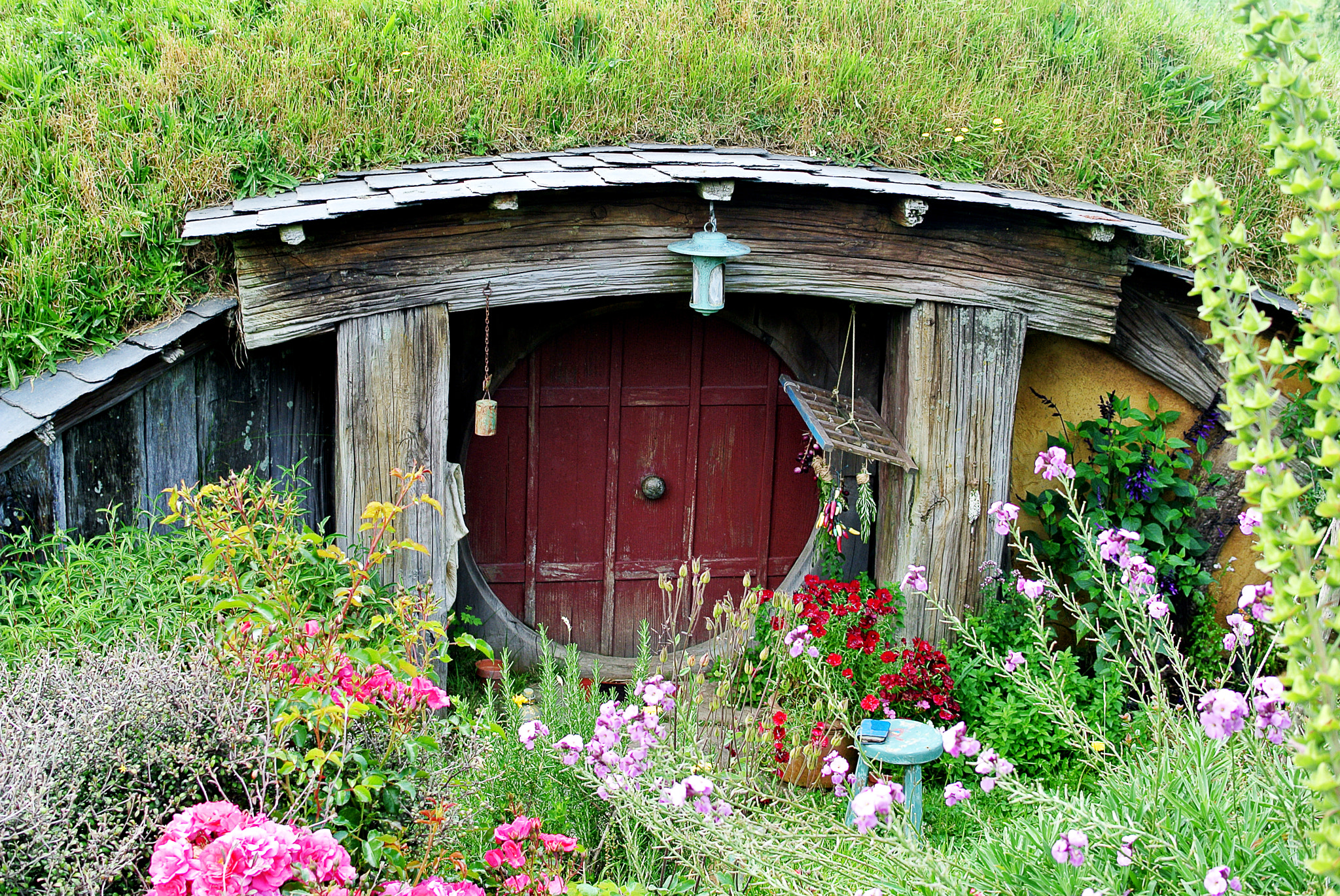 Nikon 1 V1 + Nikon 1 Nikkor 18.5mm F1.8 sample photo. Hobbiton - new zealand photography