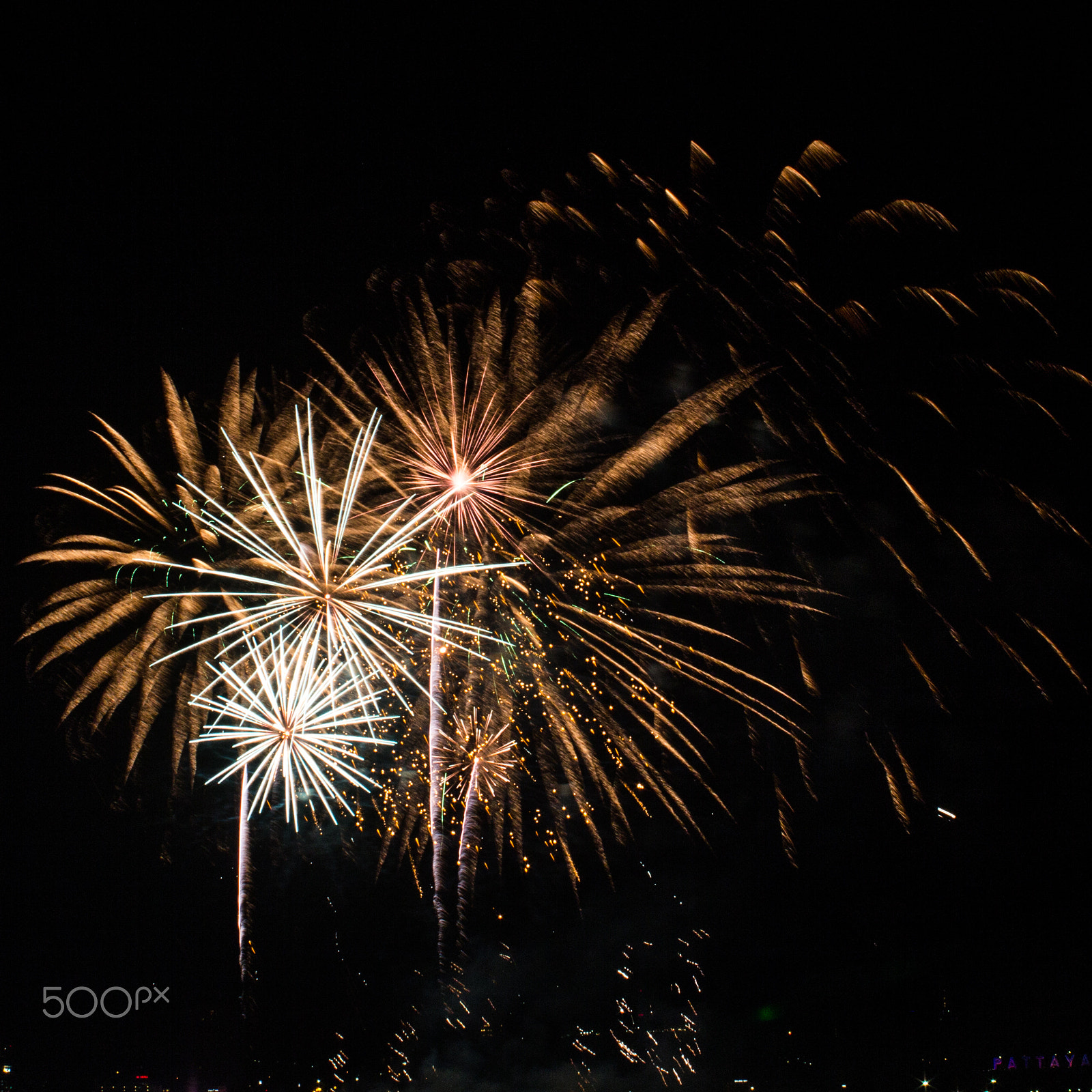 Canon EOS 60D + Canon EF 28-70mm f/3.5-4.5 sample photo. International fireworks 2015 at pattaya, thailand photography