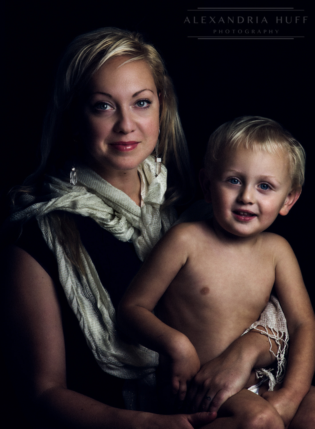 Leica M9 + Leica Summarit-M 90mm F2.5 sample photo. Mother and son photography