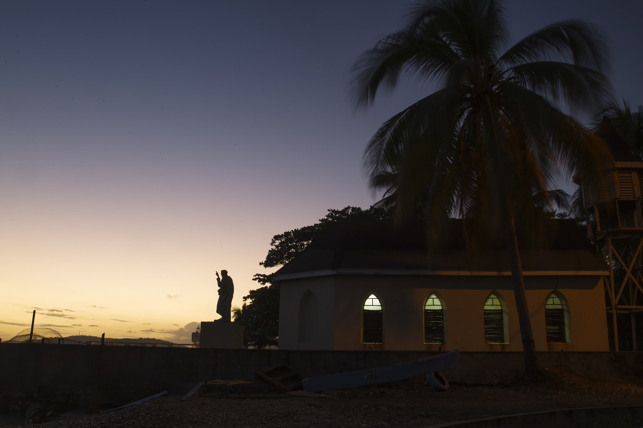Canon EOS-1D Mark IV sample photo. Chaguaramas_church_9365 photography