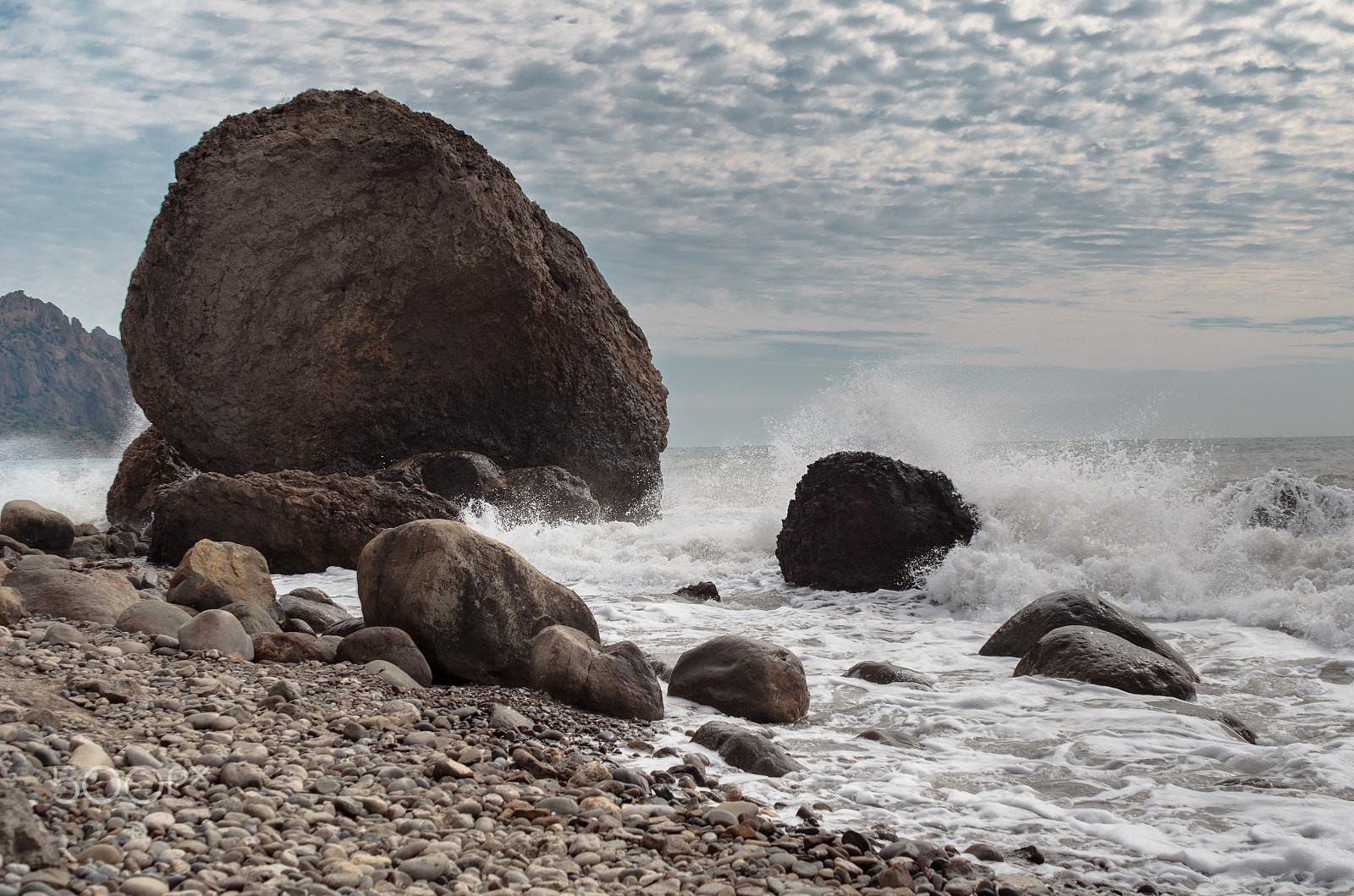 AF Zoom-Nikkor 28-85mm f/3.5-4.5 sample photo. The rocks photography