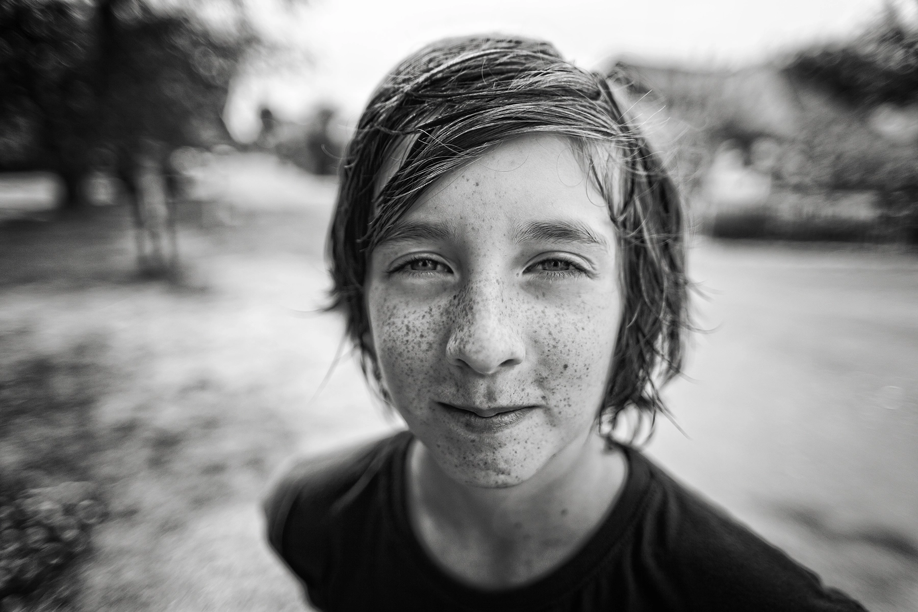Sigma 24mm f/1.8 DG Macro EX sample photo. Summer & freckles photography