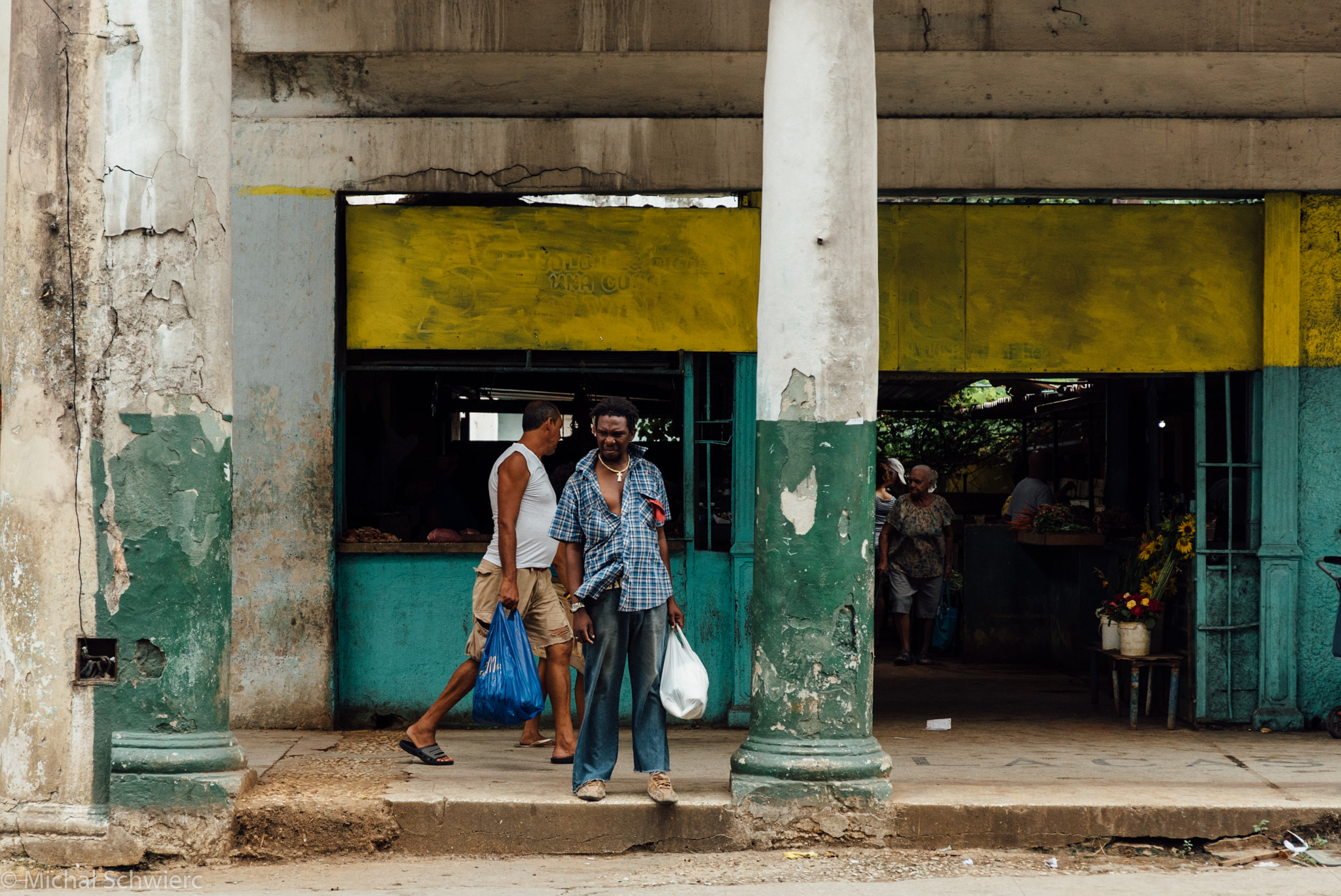 Sony a7S + Canon EF 24-70mm F4L IS USM sample photo. Memories of cuba photography