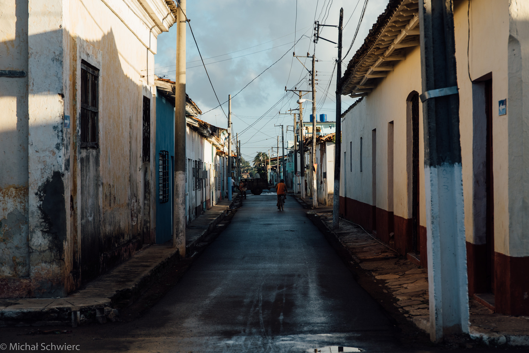 Sony a7S + Canon EF 24-70mm F4L IS USM sample photo. Memories of cuba photography