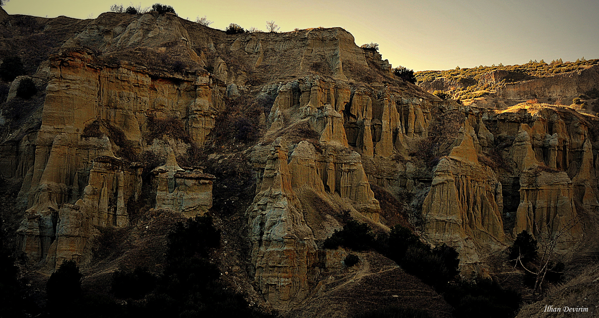 AF Zoom-Nikkor 35-70mm f/3.3-4.5 sample photo. Fairy chimneys photography