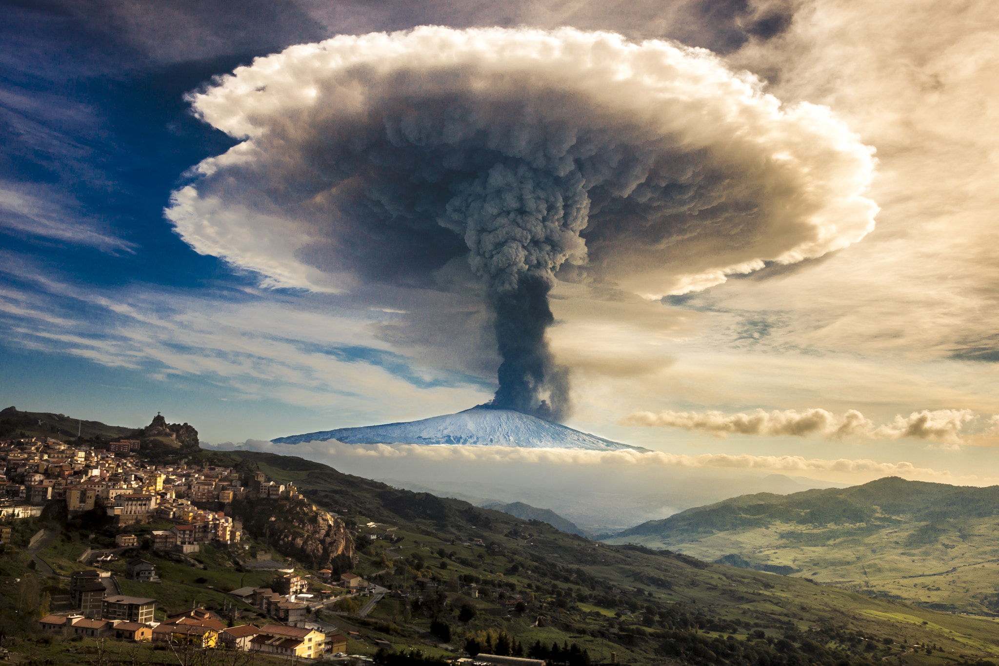 Etna by Fernando Famiani - Photo 133382469 / 500px