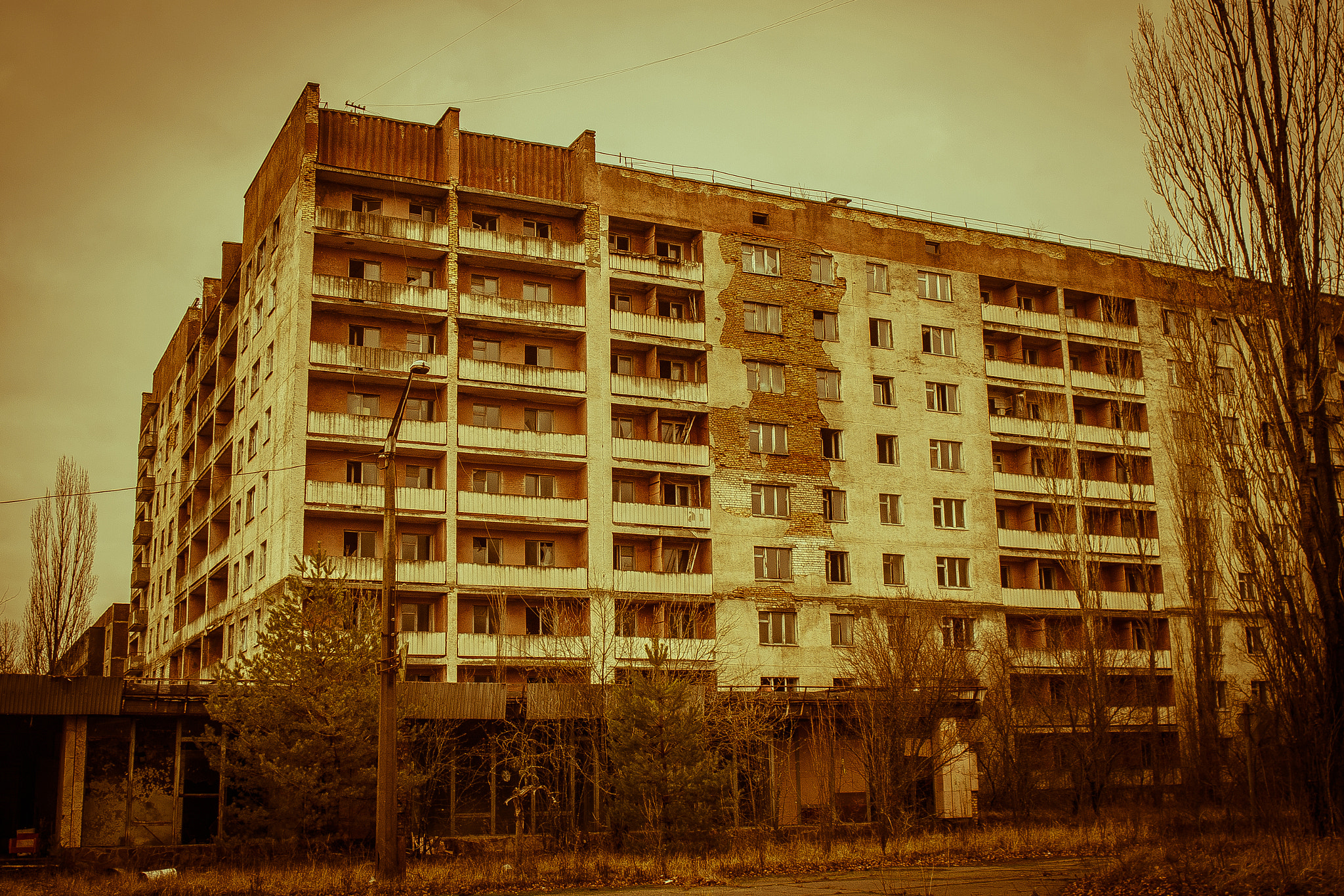 Canon EF 24mm F2.8 IS USM sample photo. "dead" city of pripyat photography