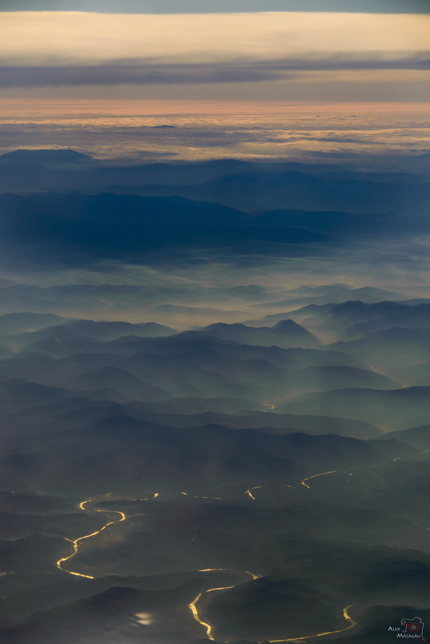 Nikon D800 + AF Zoom-Nikkor 70-210mm f/4 sample photo. Outside of the earth photography