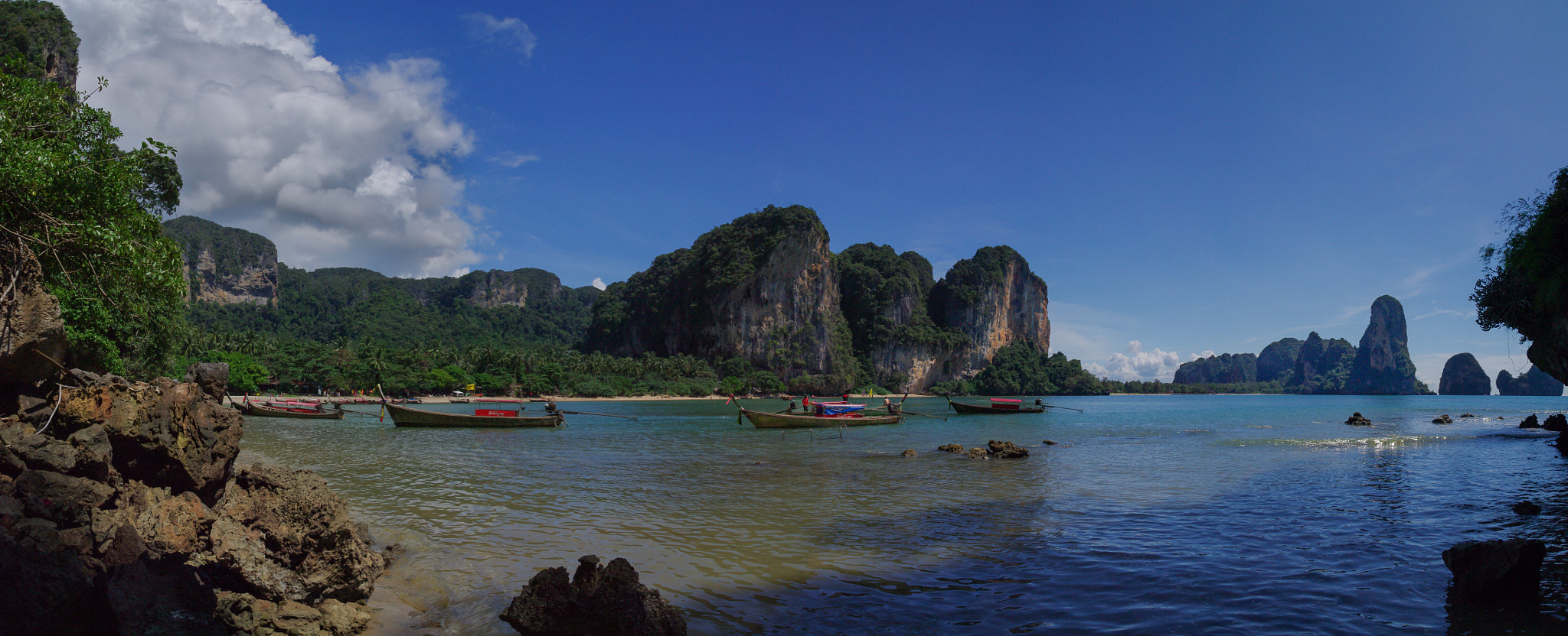 Pentax K-7 sample photo. Tonsai's monolith photography