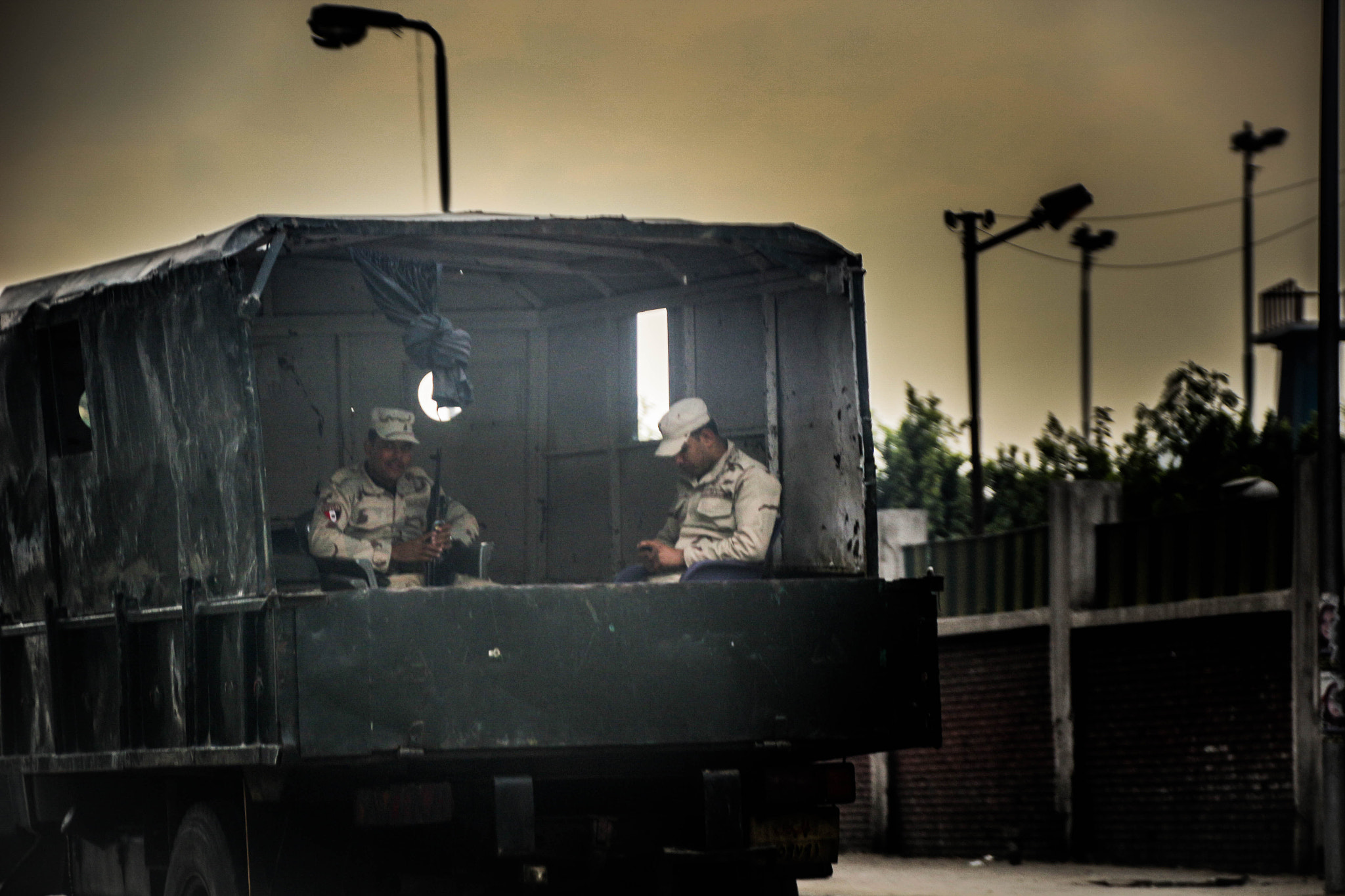 Canon EF 75-300mm F4.0-5.6 IS USM sample photo. Egyptian army photography