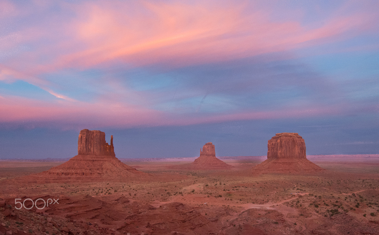 Nikon D7200 + Tamron SP 15-30mm F2.8 Di VC USD sample photo. Monument valley photography