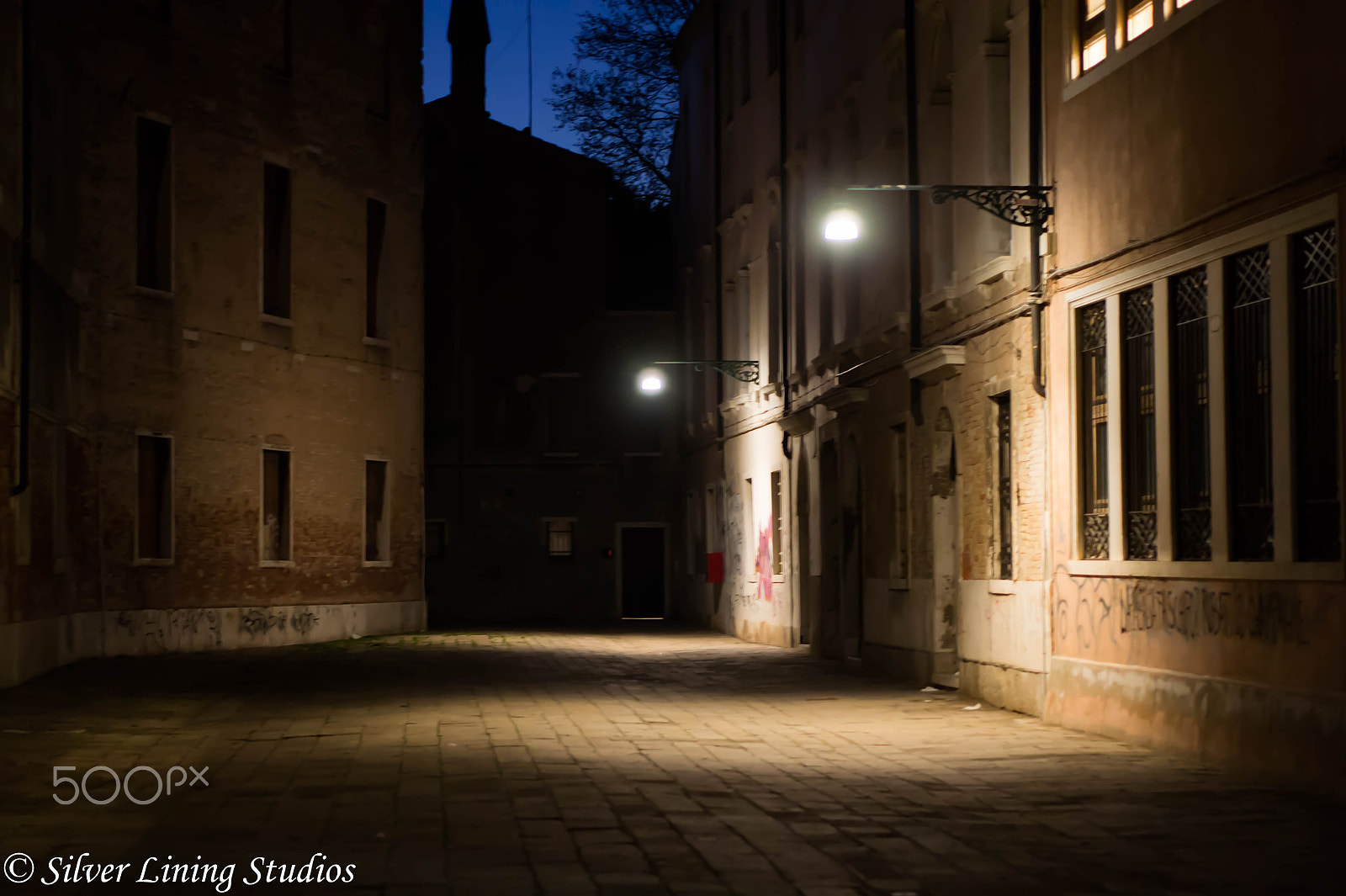 Sony Alpha NEX-3 + E 50mm F1.8 OSS sample photo. Venice, italy photography