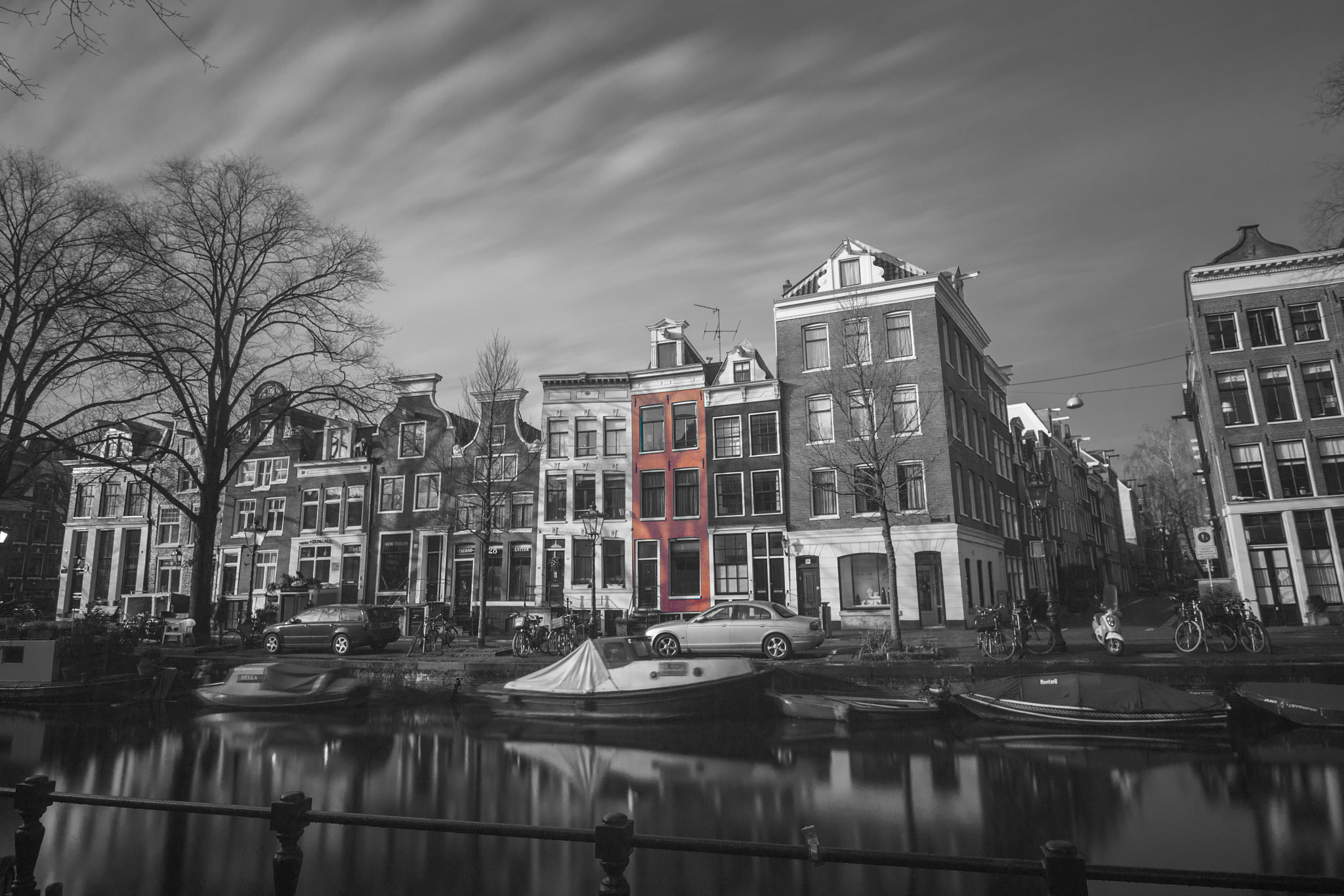 Sony Alpha DSLR-A700 + 20mm F2.8 sample photo. Amsterdam canals photography