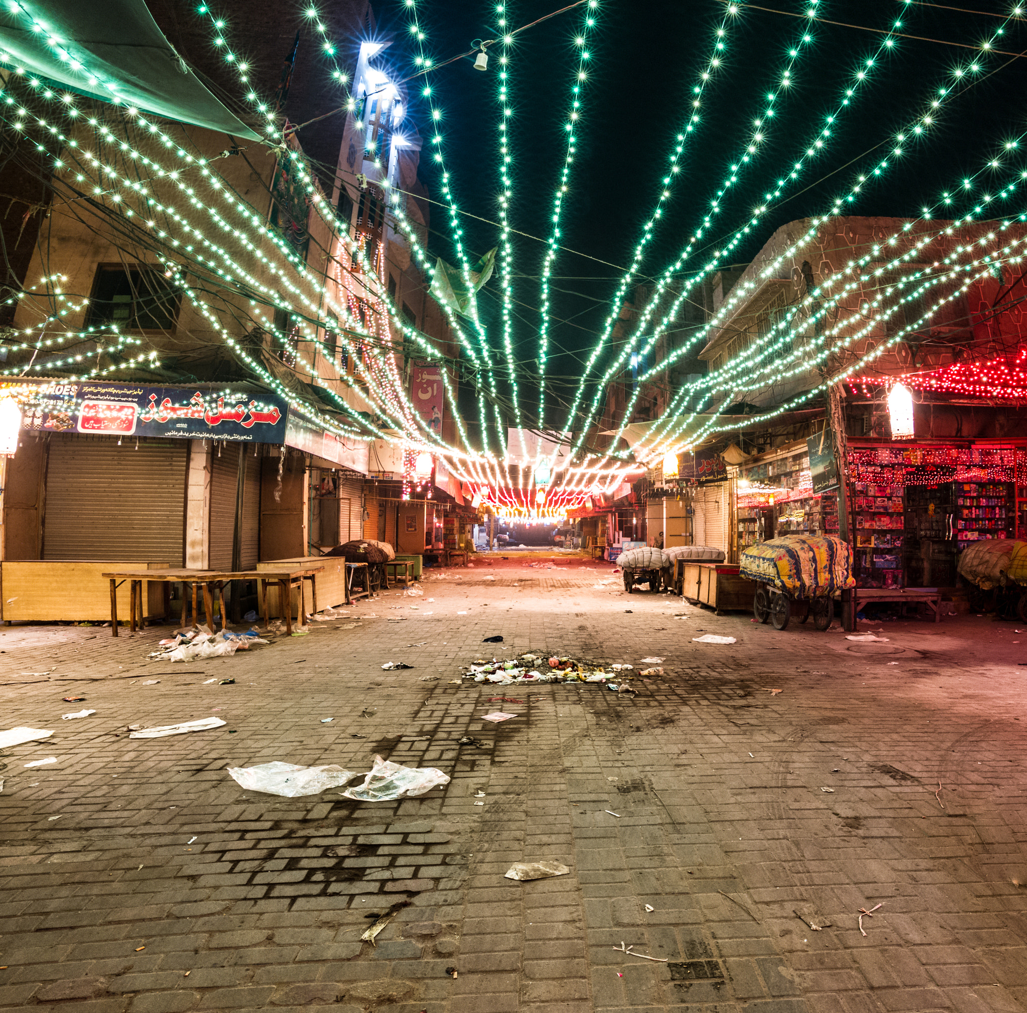 Canon EOS-1D Mark IV sample photo. Streets of sadiqabad photography