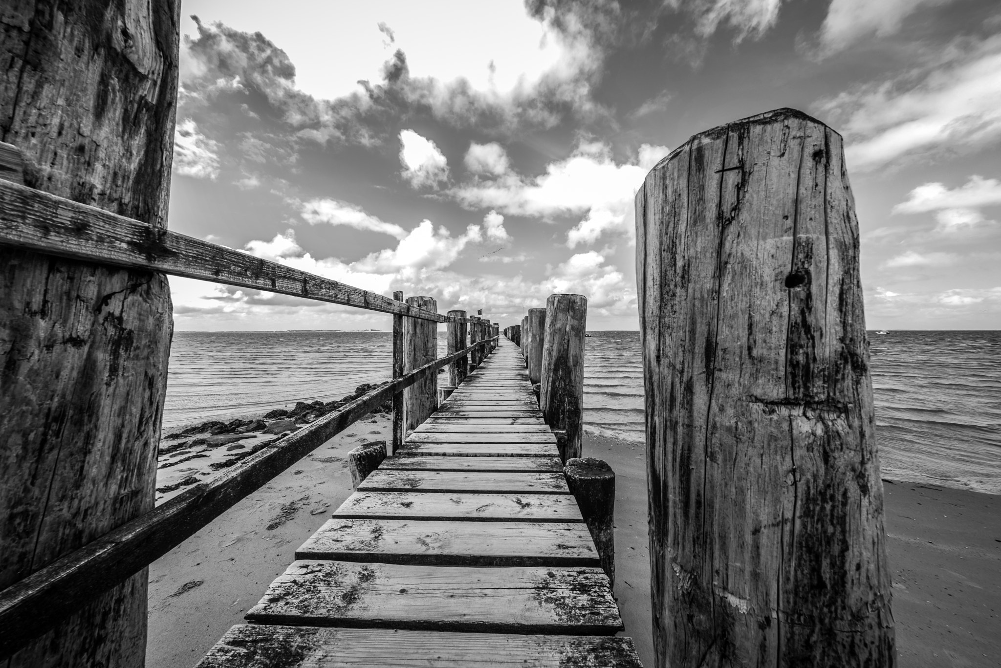 Nikon D600 + Nikon AF Fisheye-Nikkor 16mm F2.8D sample photo. Jetty photography