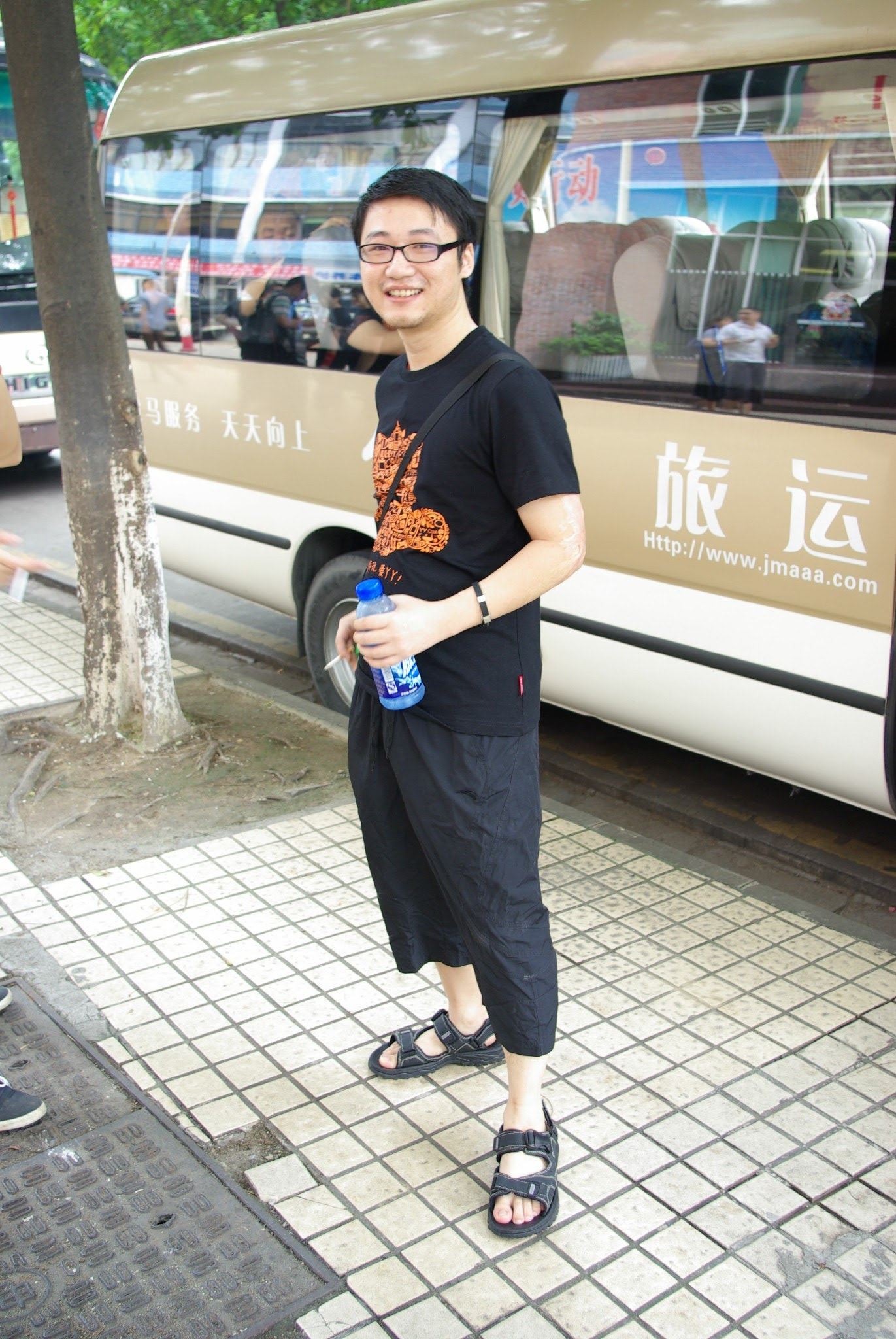 Pentax smc DA 18-55mm F3.5-5.6 AL WR sample photo. 网站部拓展 photography