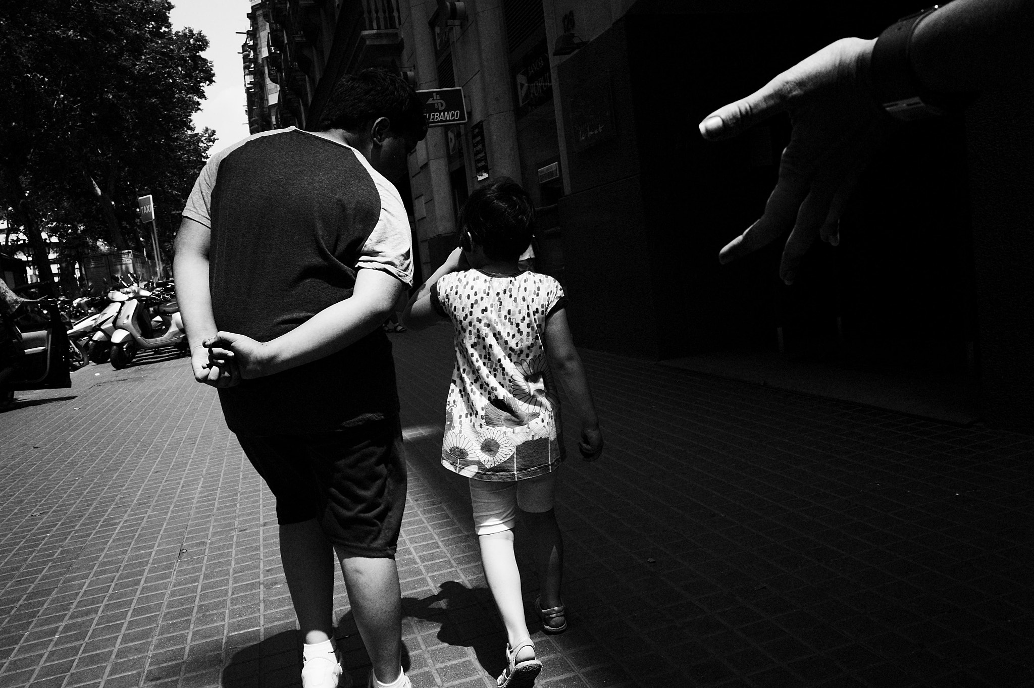 Leica M9 + Leica Summicron-M 28mm F2 ASPH sample photo. Little red riding hood photography