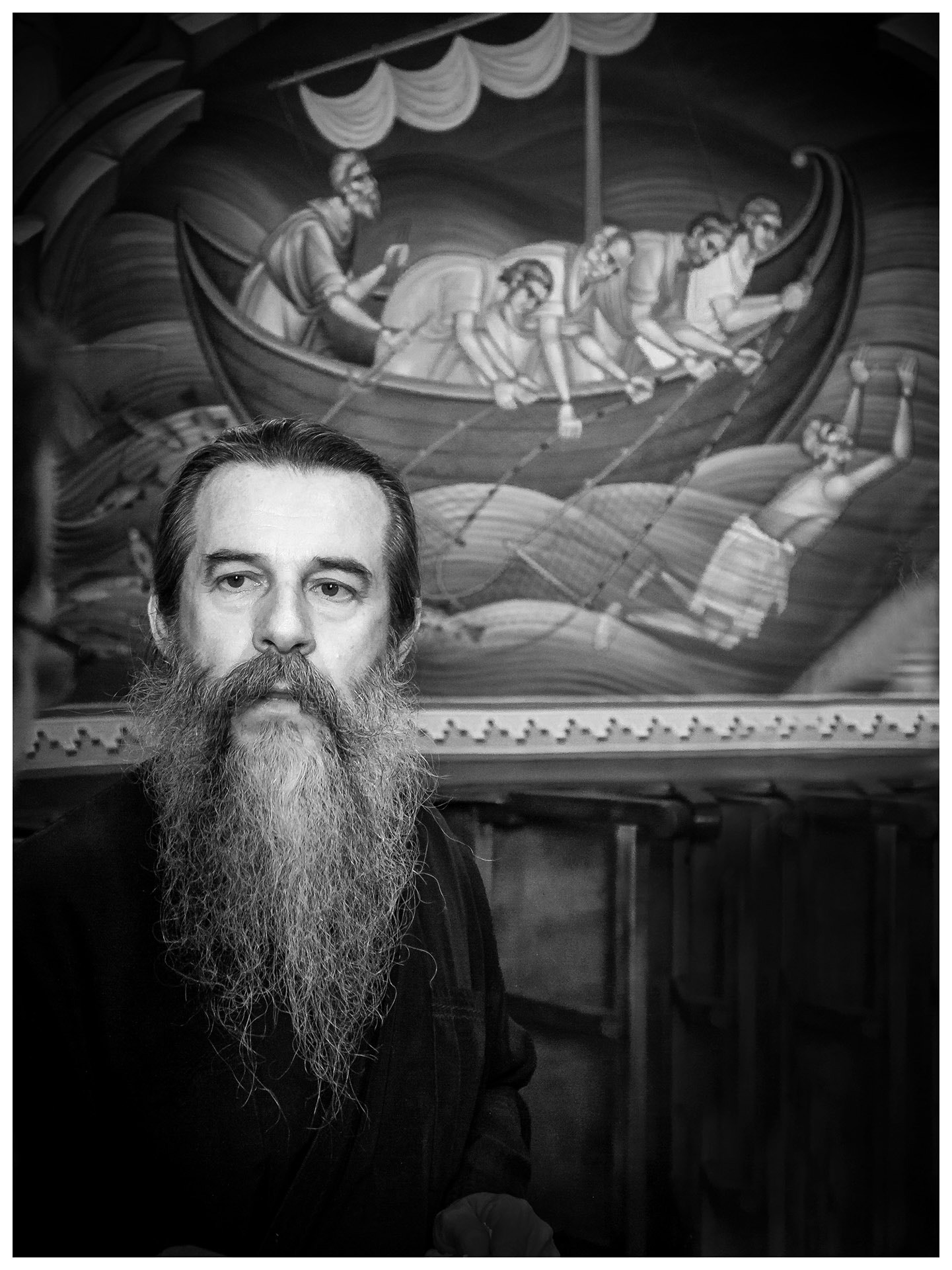 Canon EF 24mm F2.8 IS USM sample photo. Monah u crkvi dvanest apostola photography