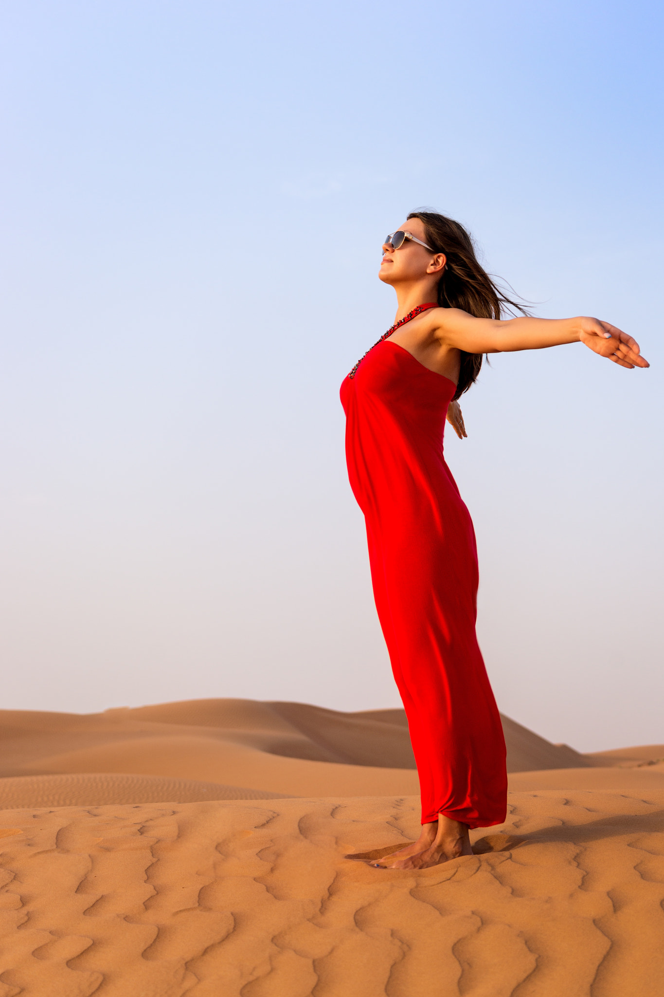 Sony 70-300mm F4.5-5.6 G SSM sample photo. Lady in sands photography