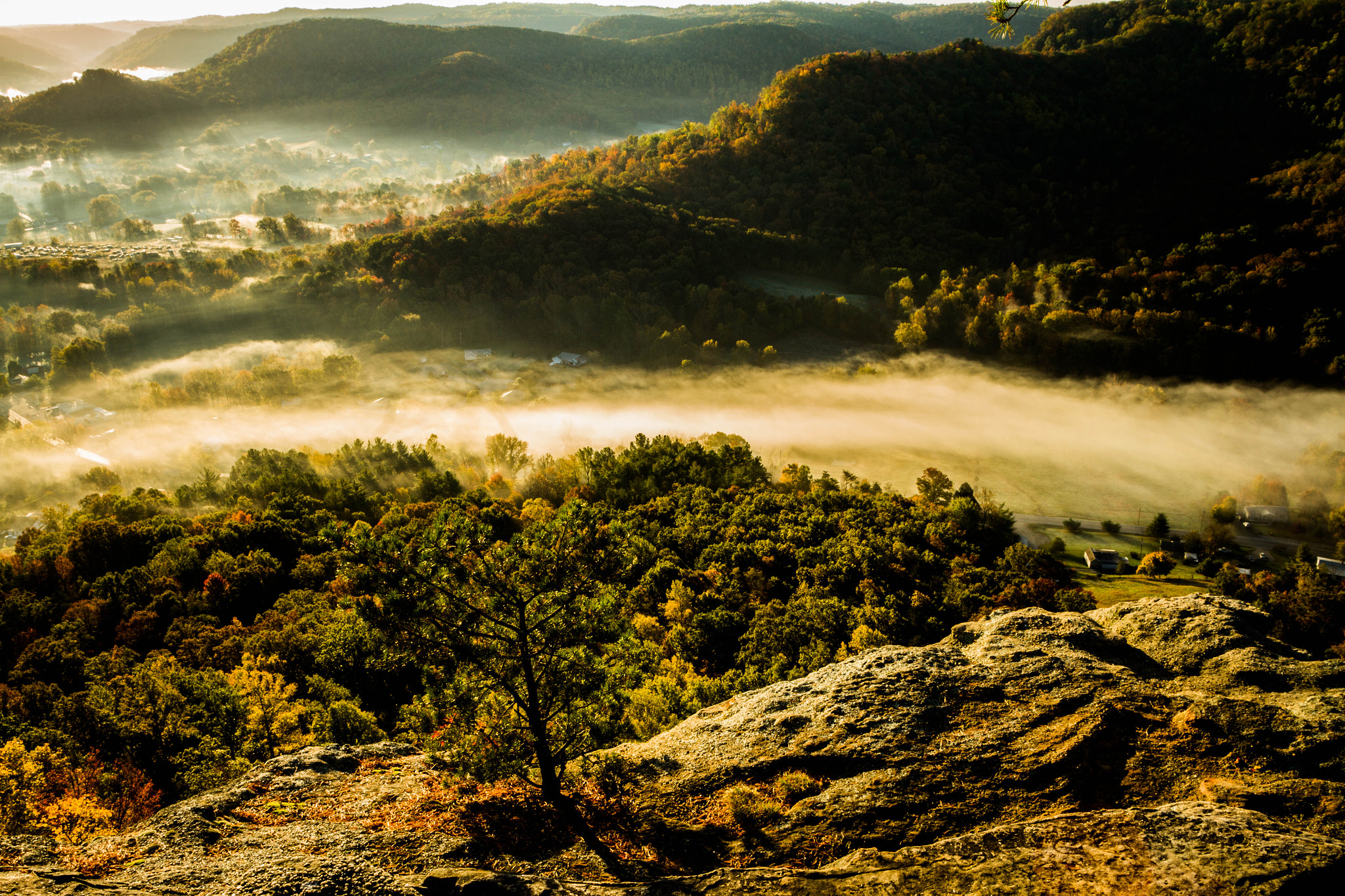 Tamron AF 19-35mm f/3.5-4.5 sample photo. Fog by dawn photography