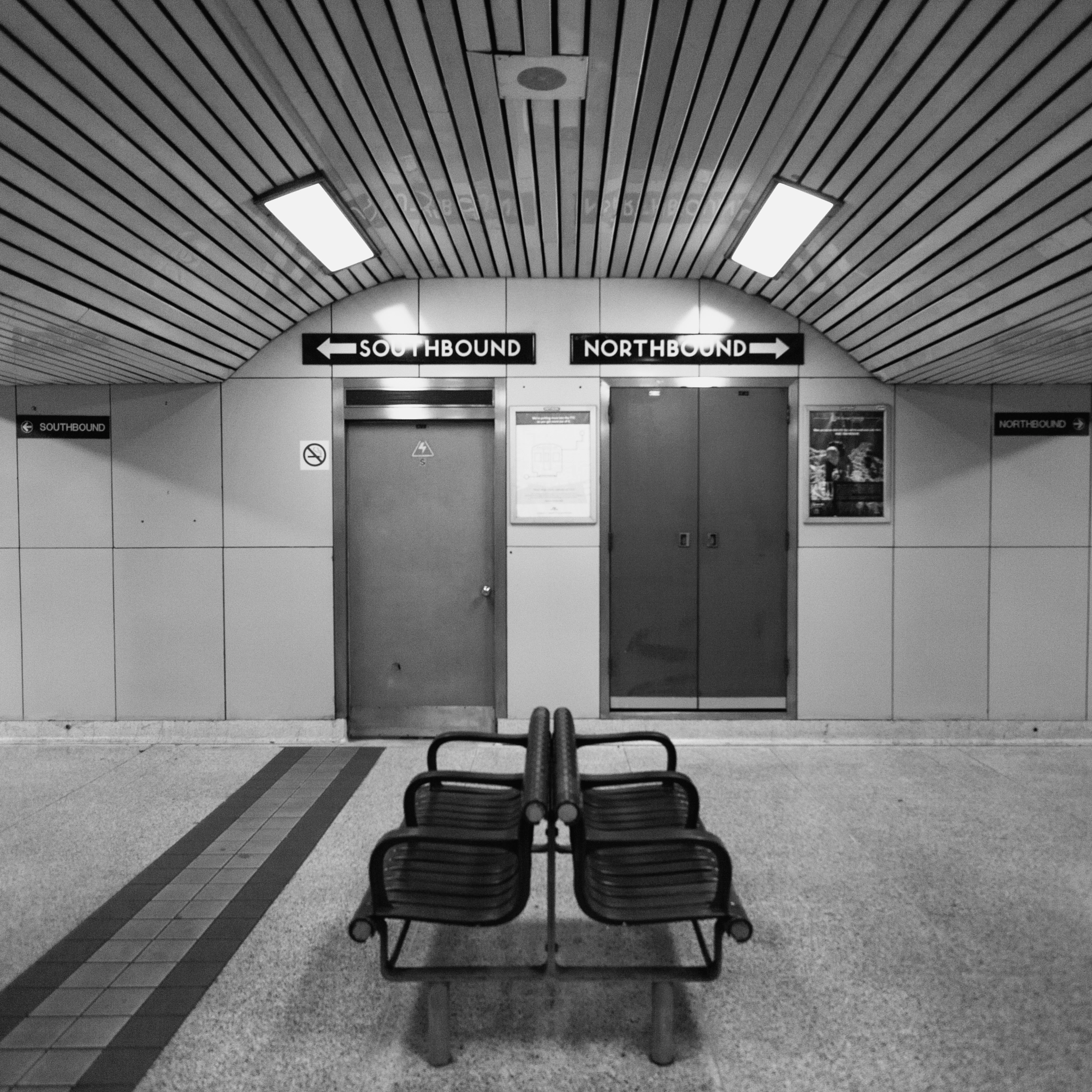 Sigma 10-20mm F3.5 EX DC HSM sample photo. Subway photography