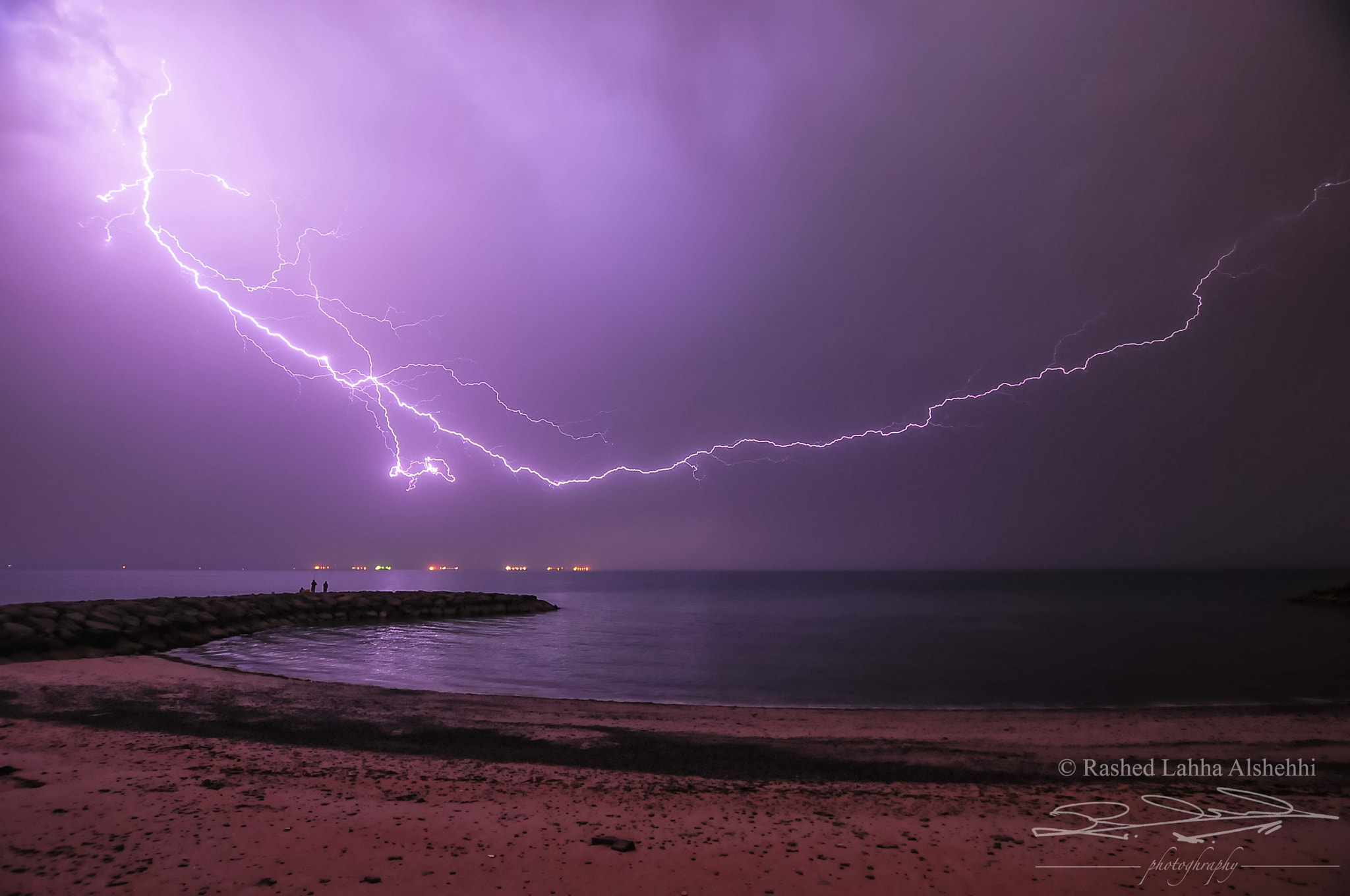 Nikon D300 + Sigma 10-20mm F3.5 EX DC HSM sample photo. Sea lightning photography