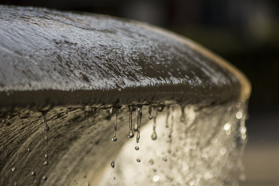 Canon EOS 60D + Canon EF 70-210mm f/4 sample photo. Small water fall photography