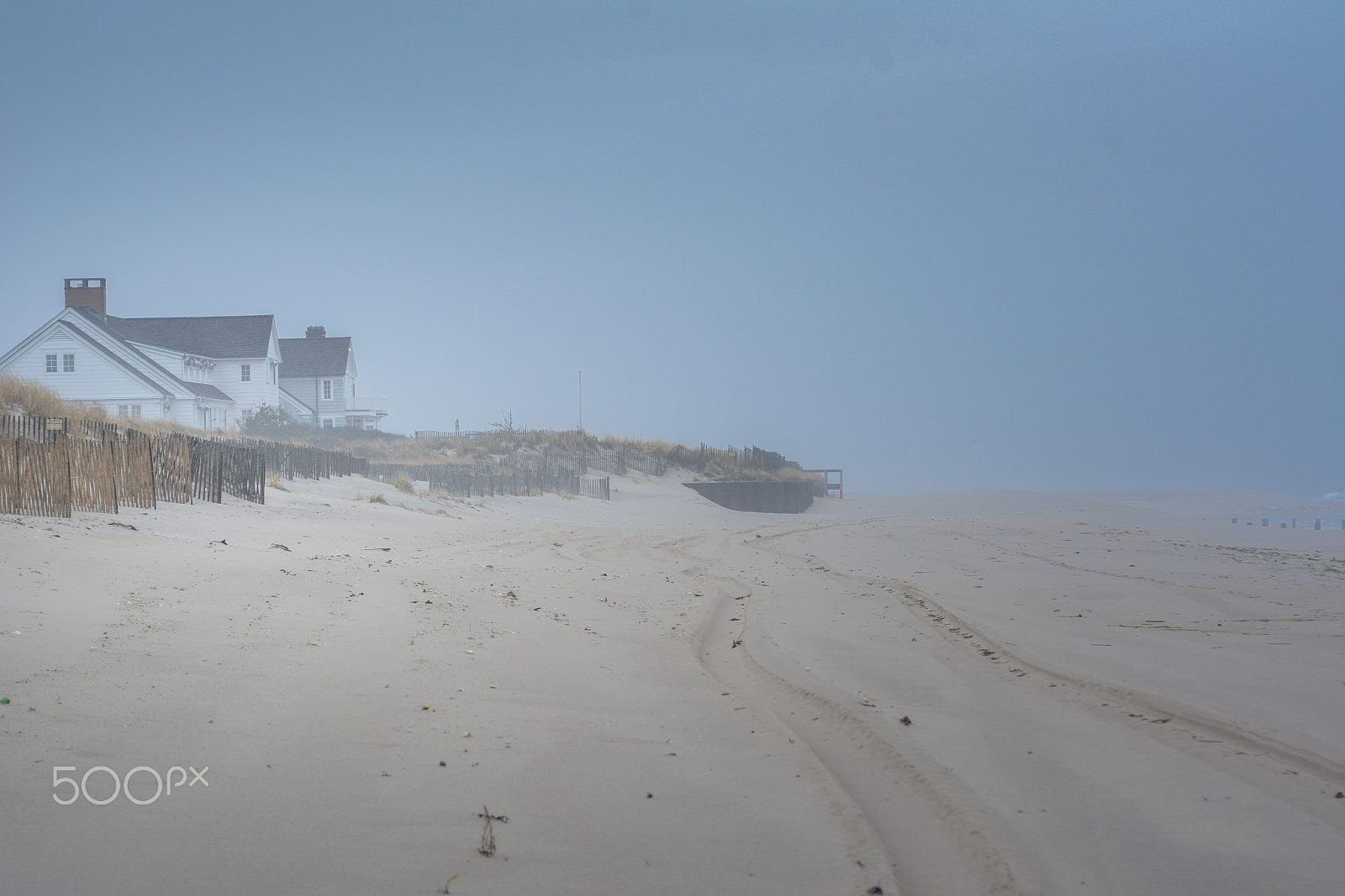 AF Zoom-Nikkor 28-85mm f/3.5-4.5 sample photo. Beach house photography