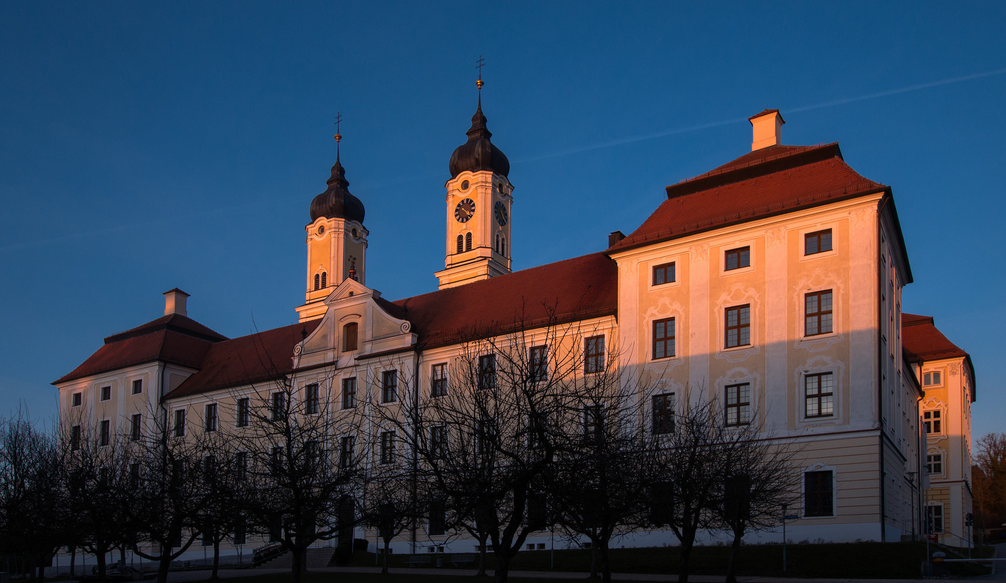 Sigma 10-20mm F3.5 EX DC HSM sample photo. Roggenburg abbey photography
