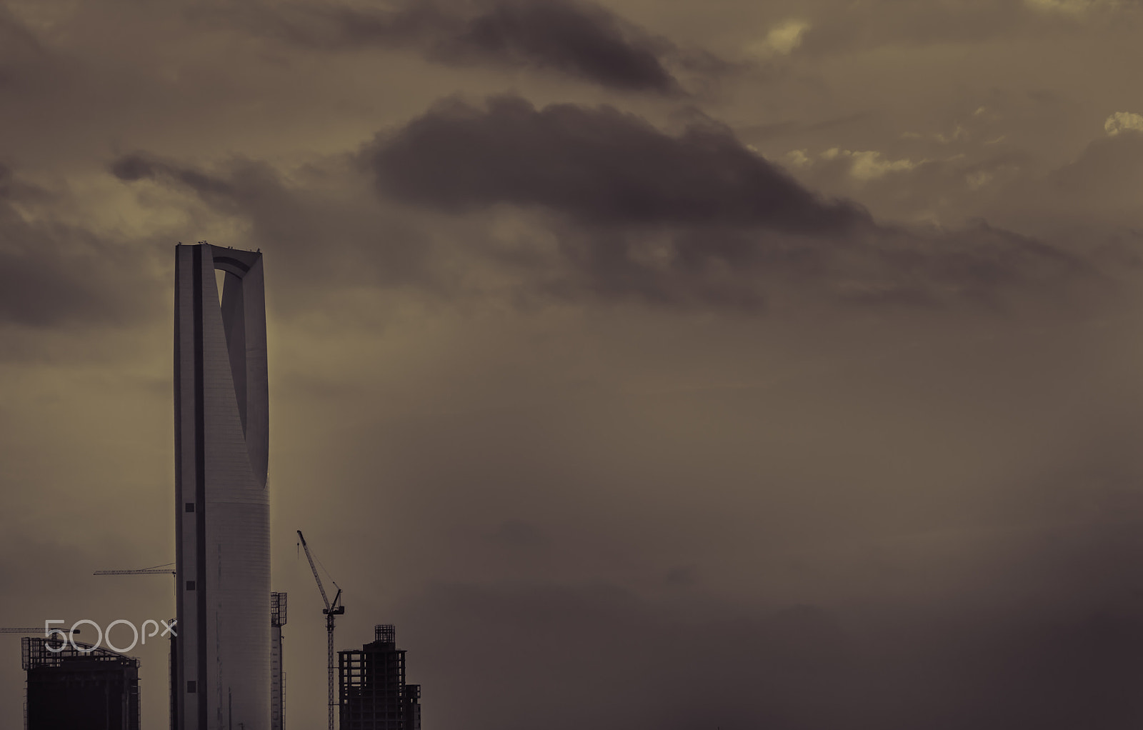 Canon EF 70-200mm F2.8L IS II USM sample photo. Riyadh skyline photography