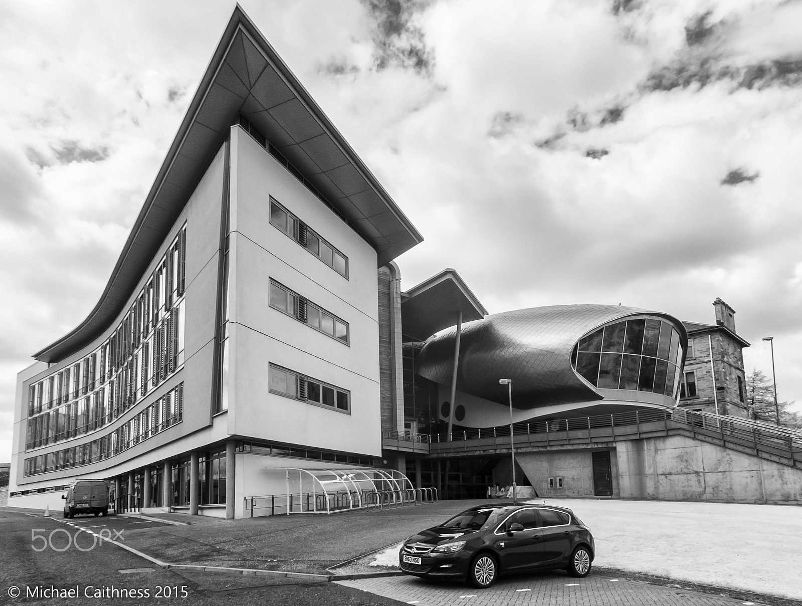 Canon EOS-1D Mark II sample photo. Edinburgh napier university photography