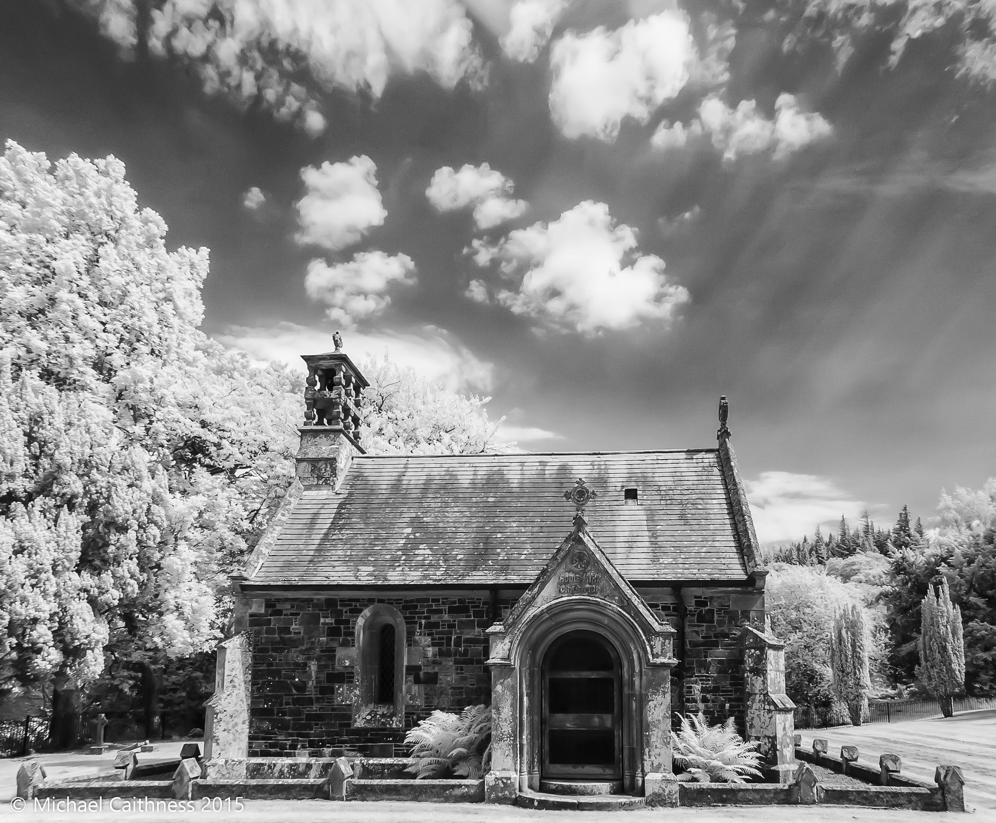 Canon EOS-1D Mark II sample photo. The chapel at dawyck botanical garden photography