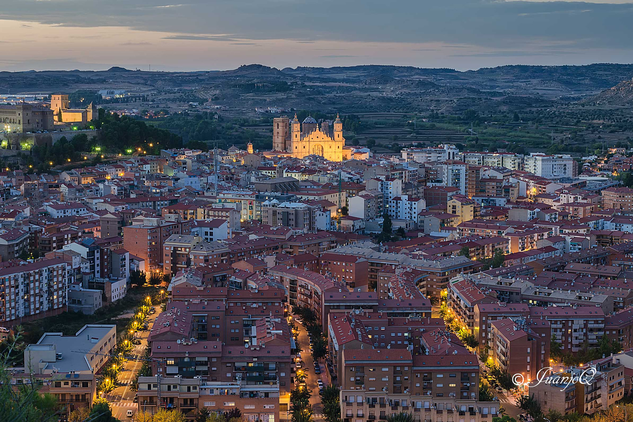 AF Zoom-Nikkor 35-70mm f/3.3-4.5 N sample photo. Vistas de alcañiz. photography