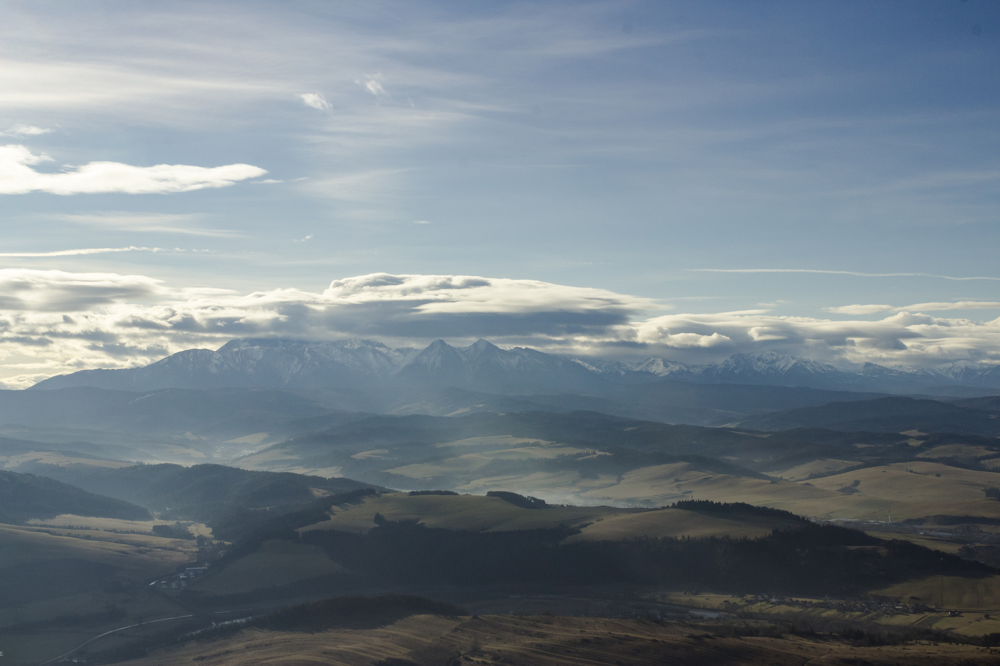 Canon EOS 600D (Rebel EOS T3i / EOS Kiss X5) + Canon EF 28mm F2.8 sample photo. Tatra mountains from three crowns mountain photography