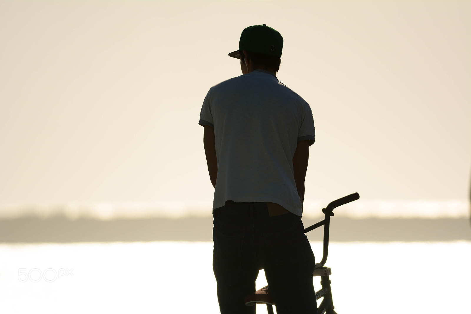 Nikon D5200 + Nikon AF-S Nikkor 300mm F4D ED-IF sample photo. Low rider photography
