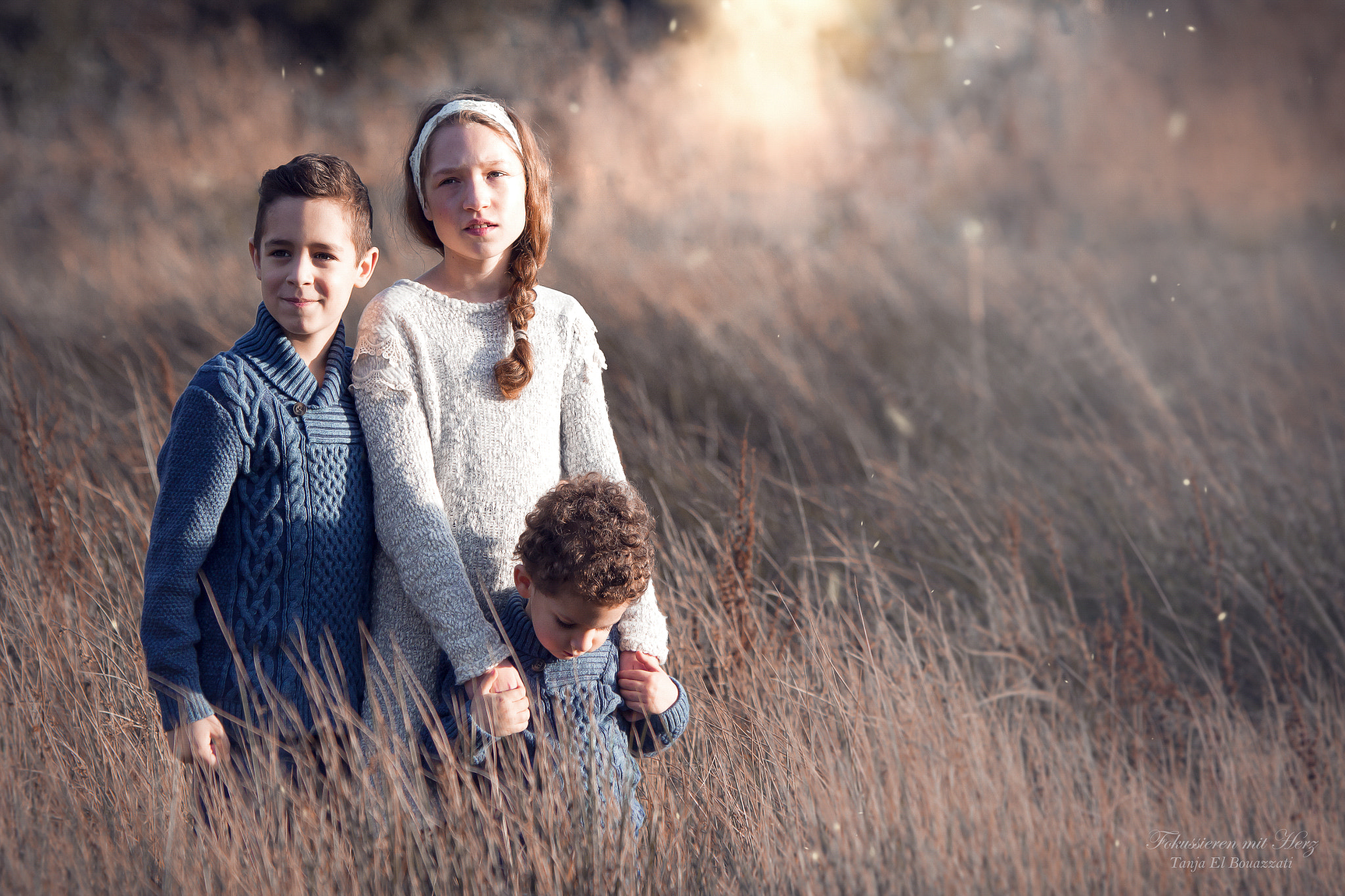 Sigma 70-200mm F2.8 EX DG OS HSM sample photo. Siblings photography