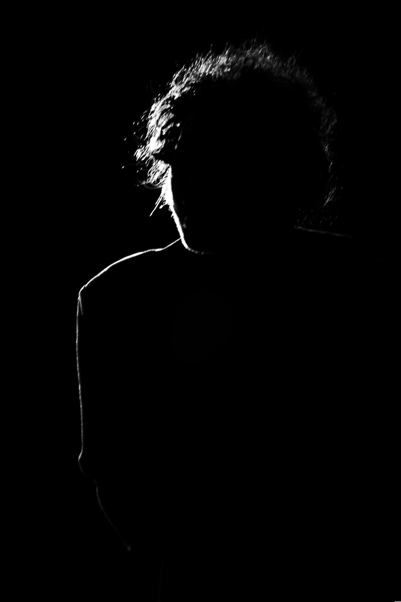 Canon EF 90-300mm F4.5-5.6 sample photo. Show edith piaf photography
