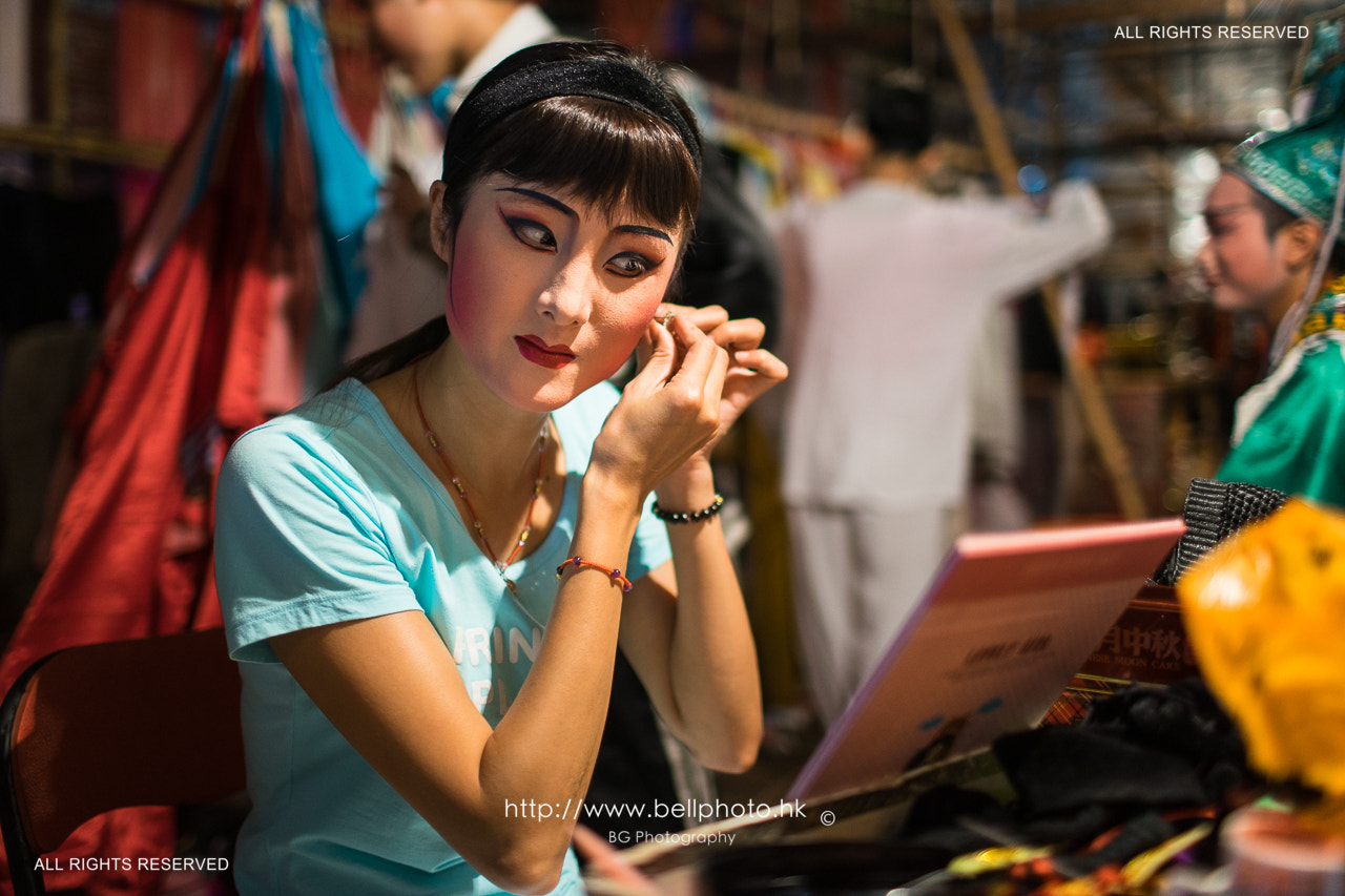 Sony a7 + Canon EF 35mm F1.4L USM sample photo. Makeup. photography