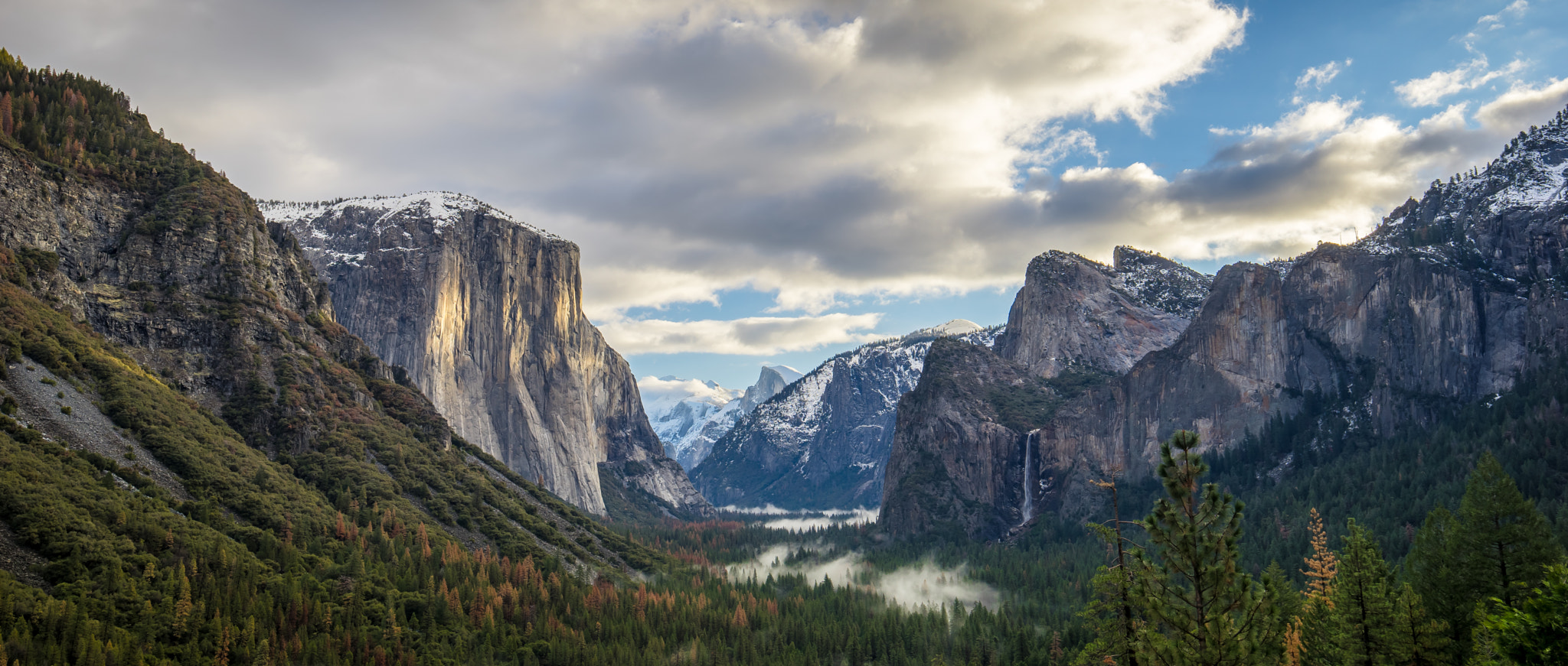 Sony a7 II + Canon EF 16-35mm F4L IS USM sample photo. Tunnel view photography