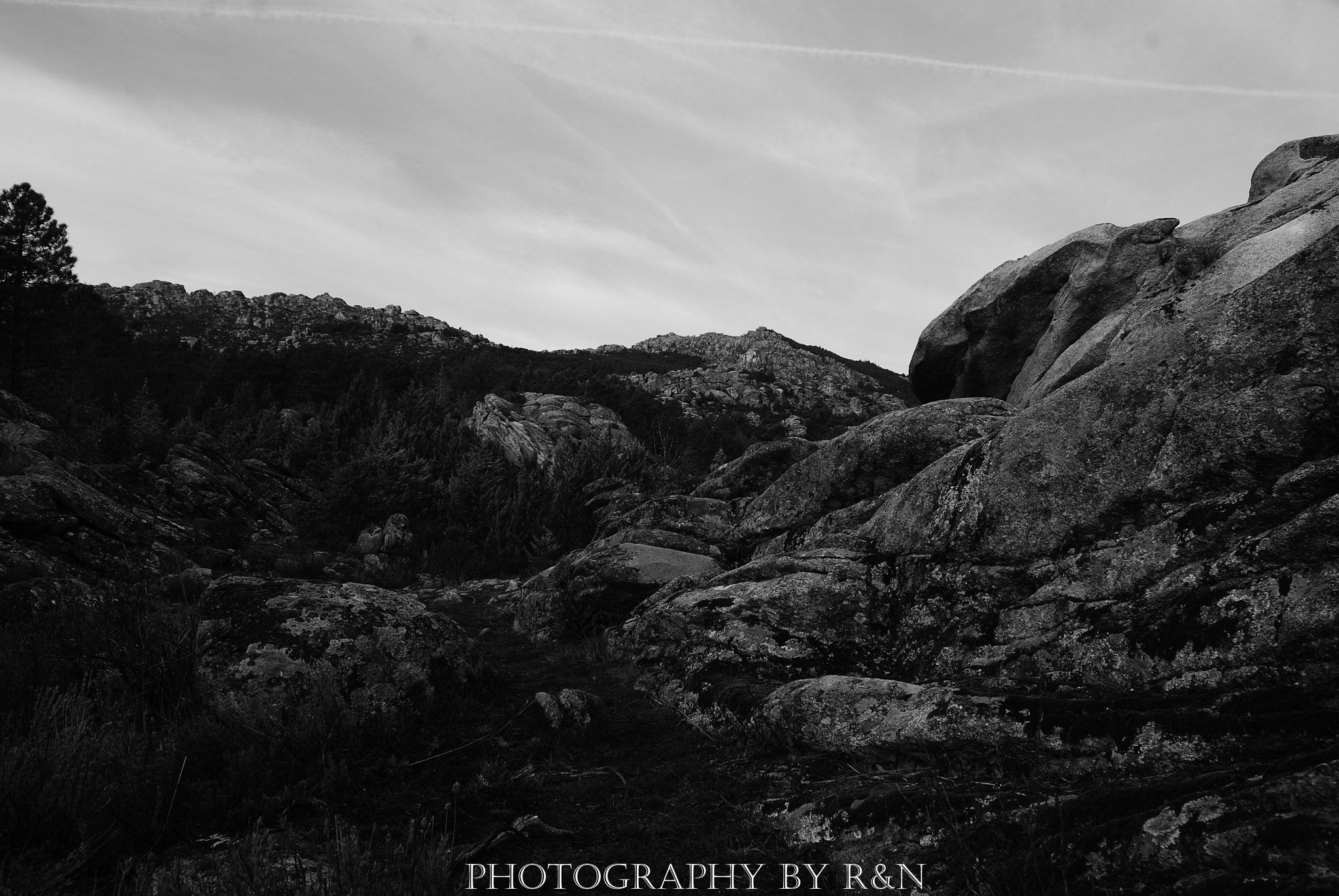 Sigma 17-50mm F2.8 EX DC OS HSM sample photo. Sierra de los porrones photography