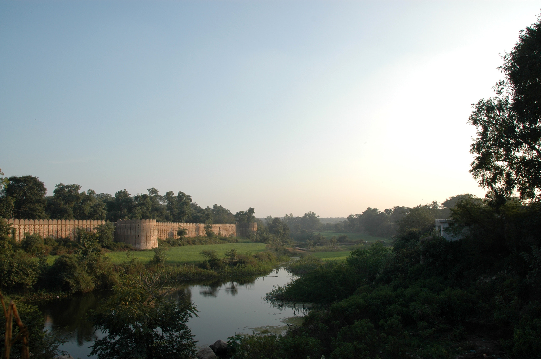 Sigma 18-200mm F3.5-6.3 DC OS HSM sample photo. India - orchha 02 photography